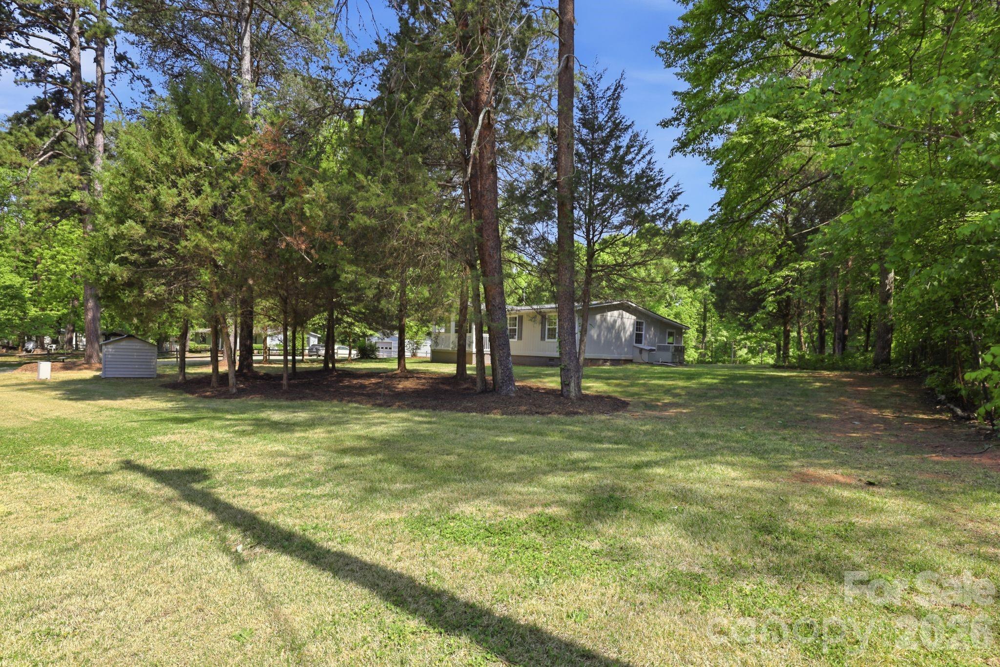 136 Woodridge Lane Property Photo 19