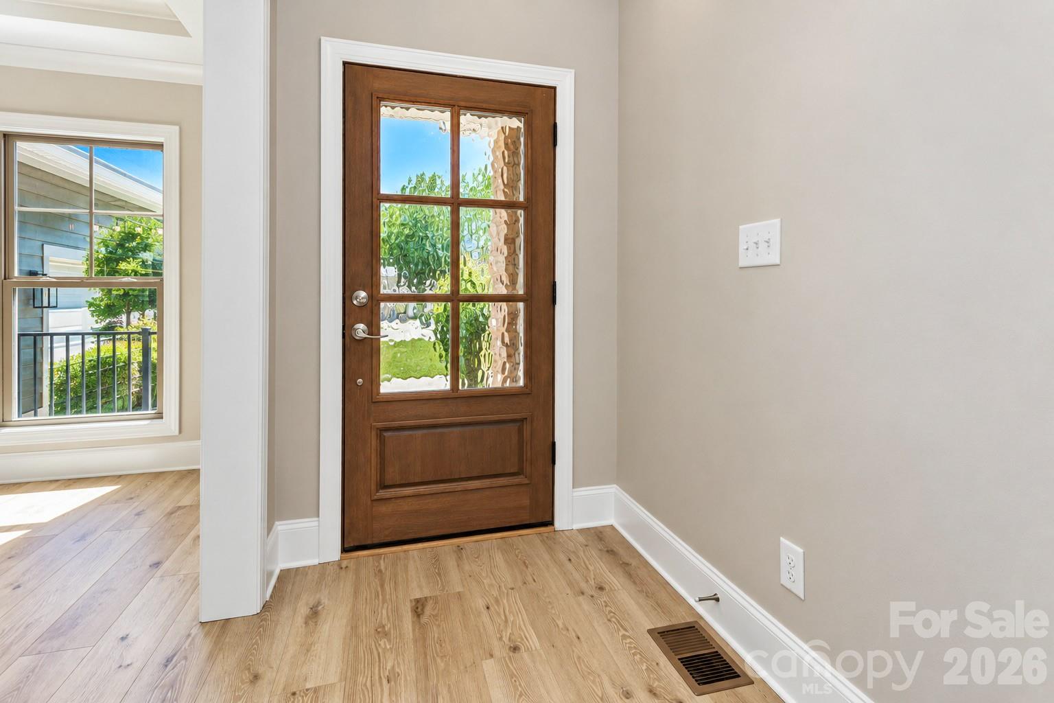 5977 Tipperary Drive Property Photo 4