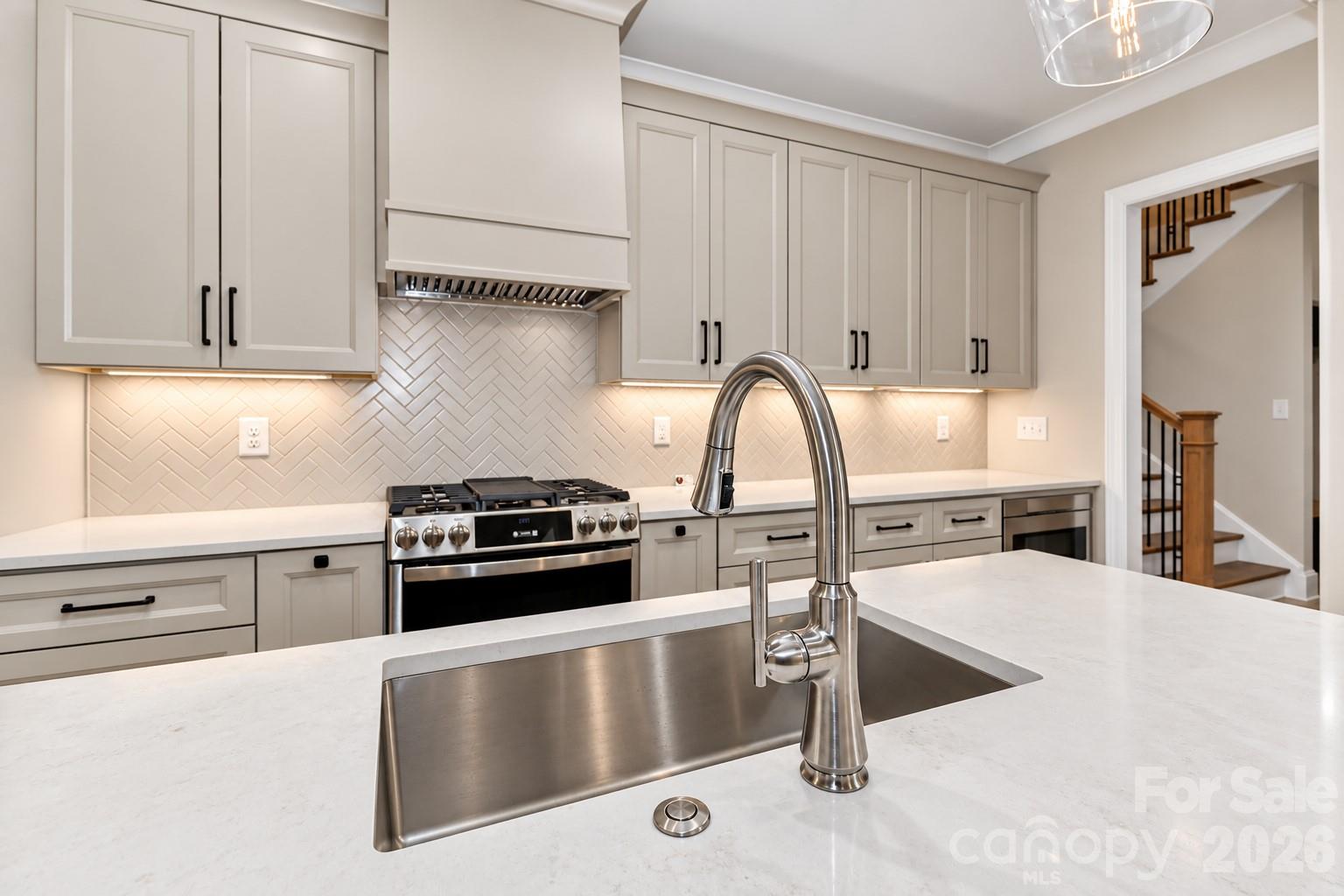 5977 Tipperary Drive Property Photo 11
