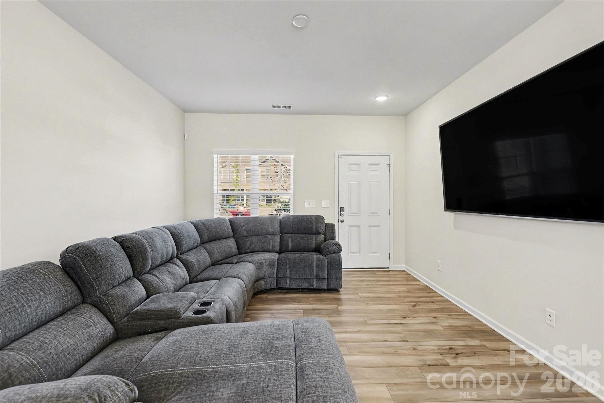 5154 Tommy Lane Property Photo 5