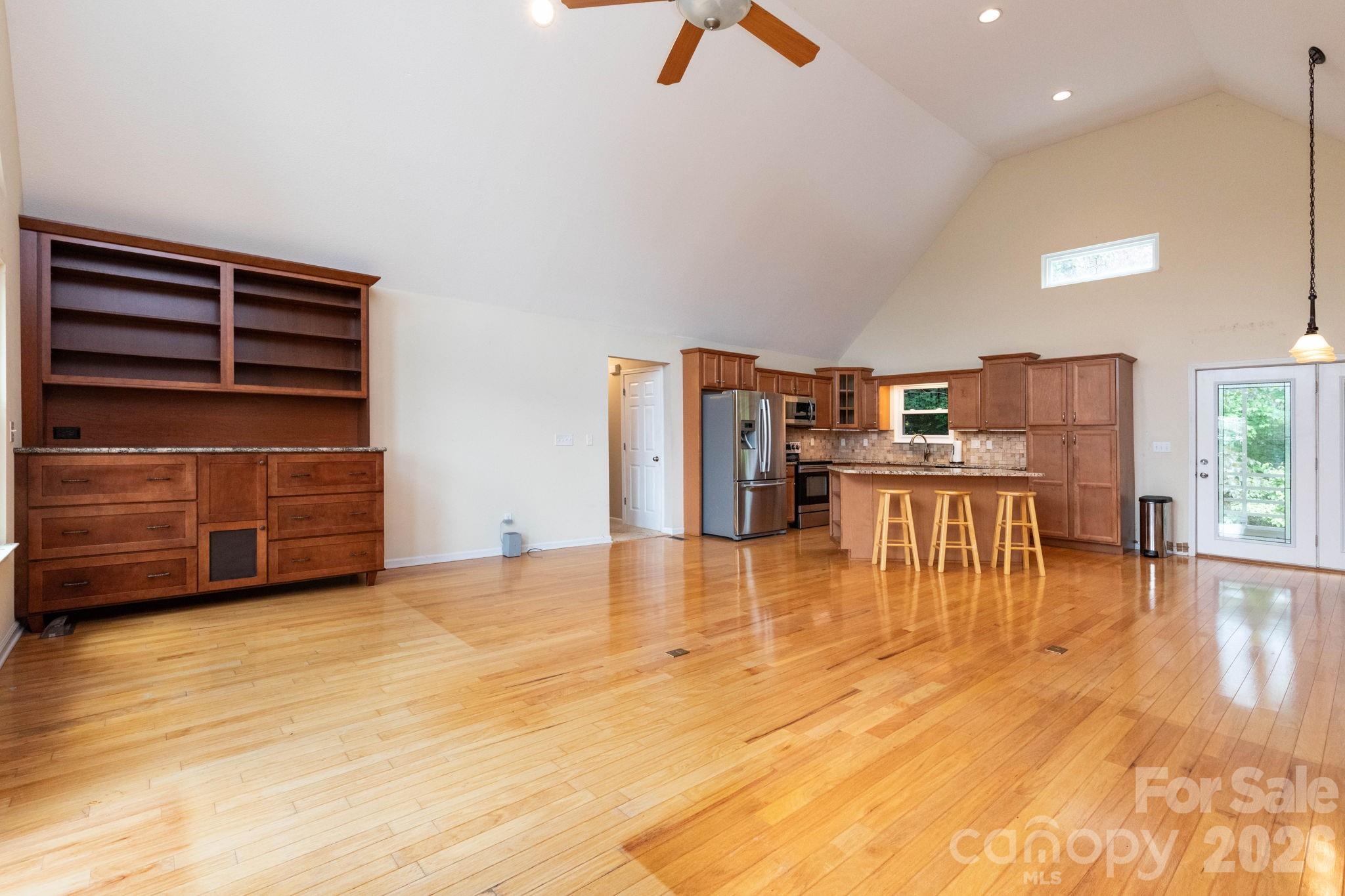 44 Deer Meadows Drive Property Photo 9