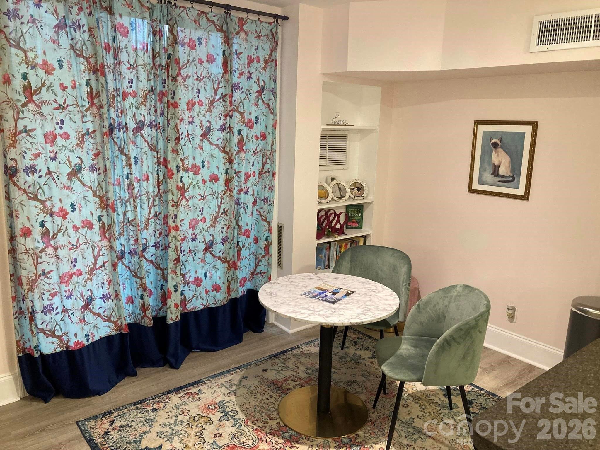 400 Queens Road E5 Property Photo 4