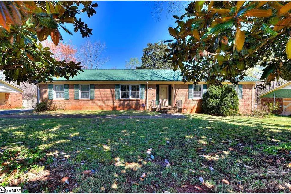 148 Hickory Hill Drive Property Photo 1