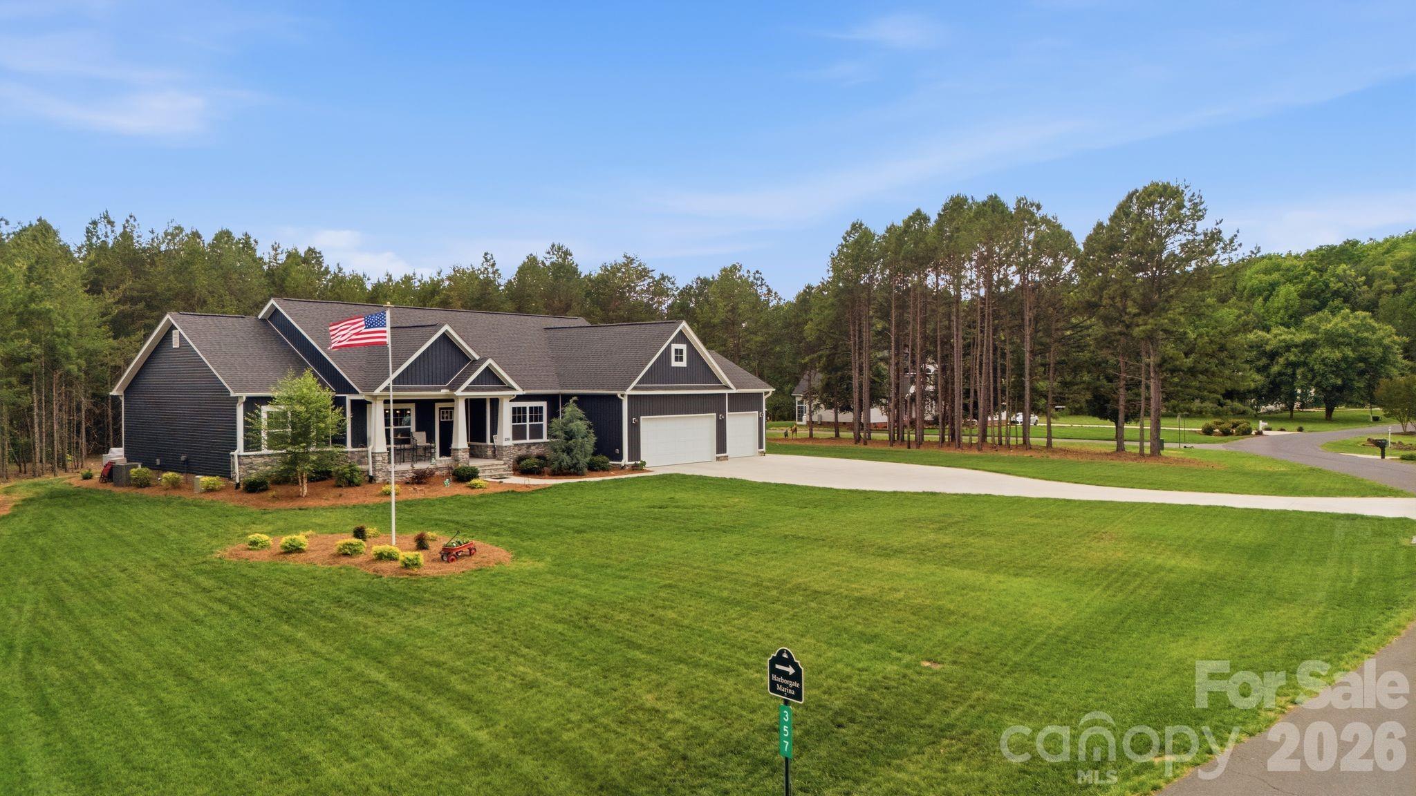 314 Potters Landing Property Photo 5
