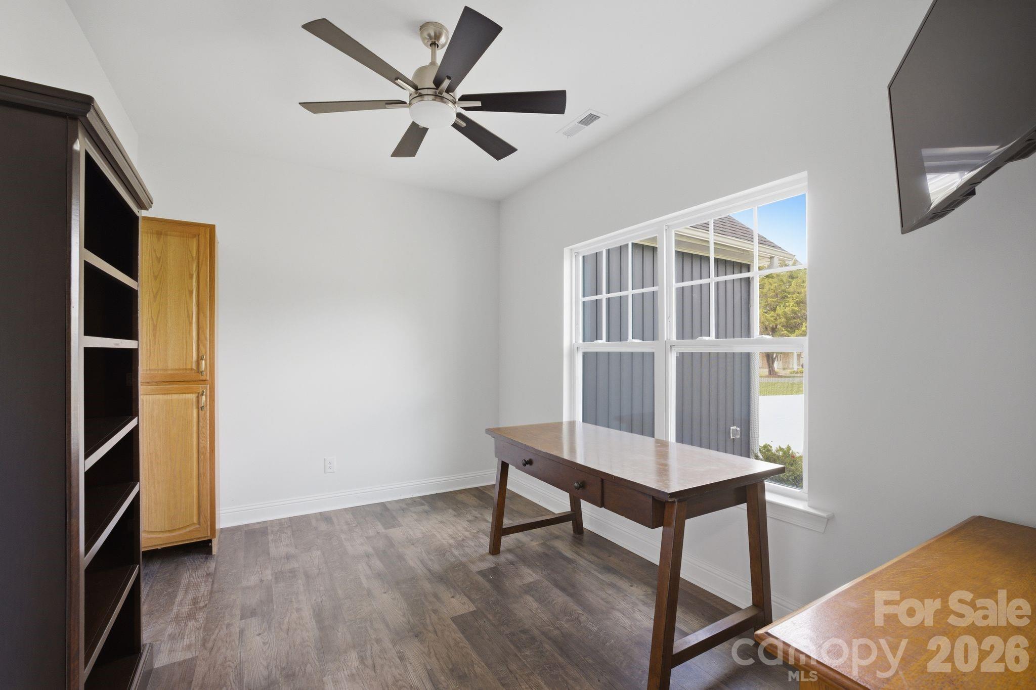 314 Potters Landing Property Photo 11