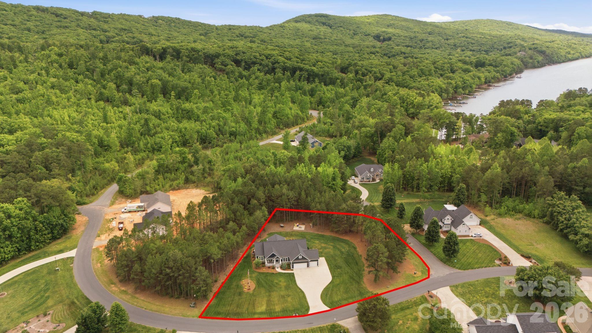 314 Potters Landing Property Photo 38