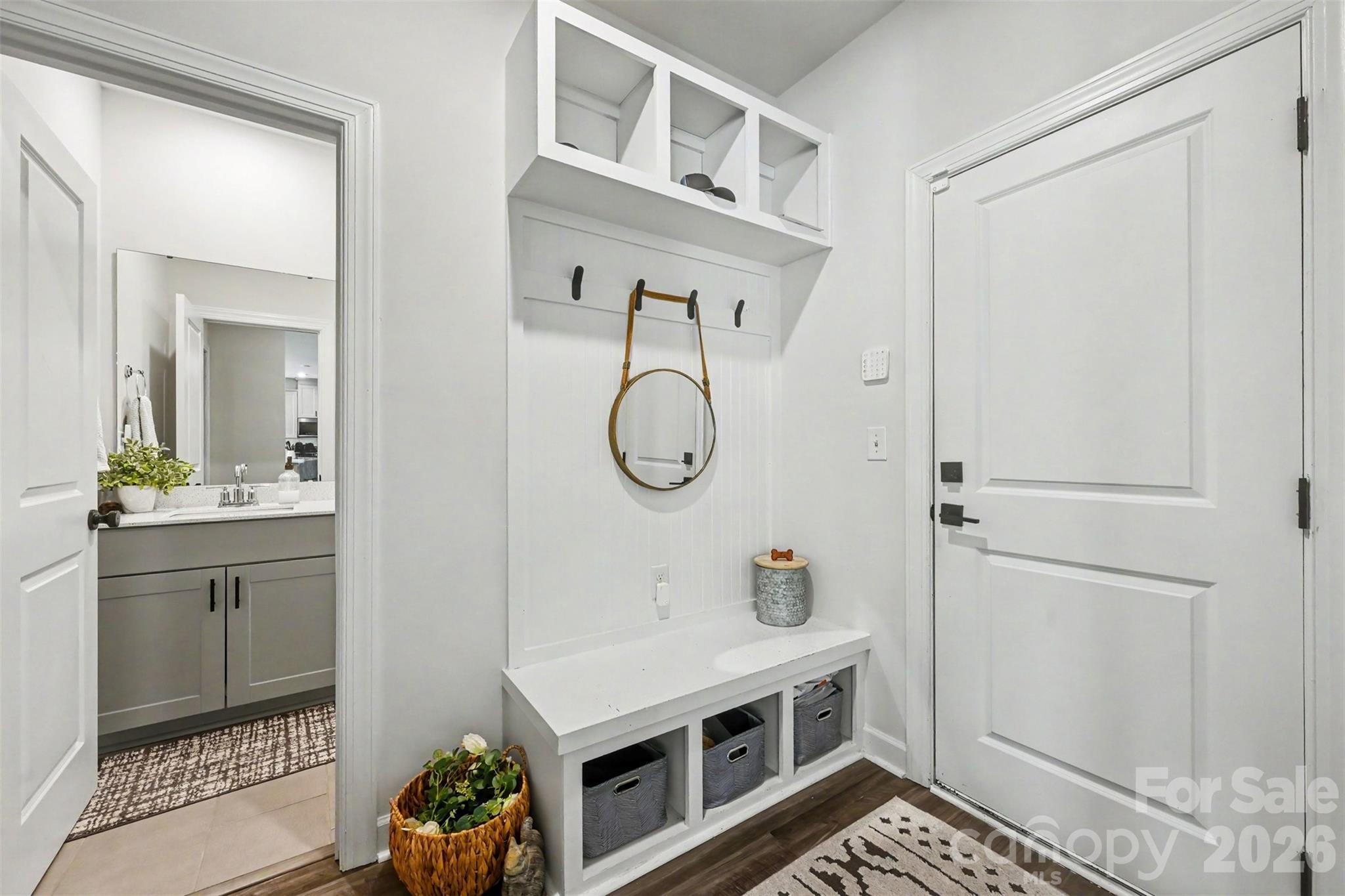 4624 Woodgreen Avenue Property Photo 6