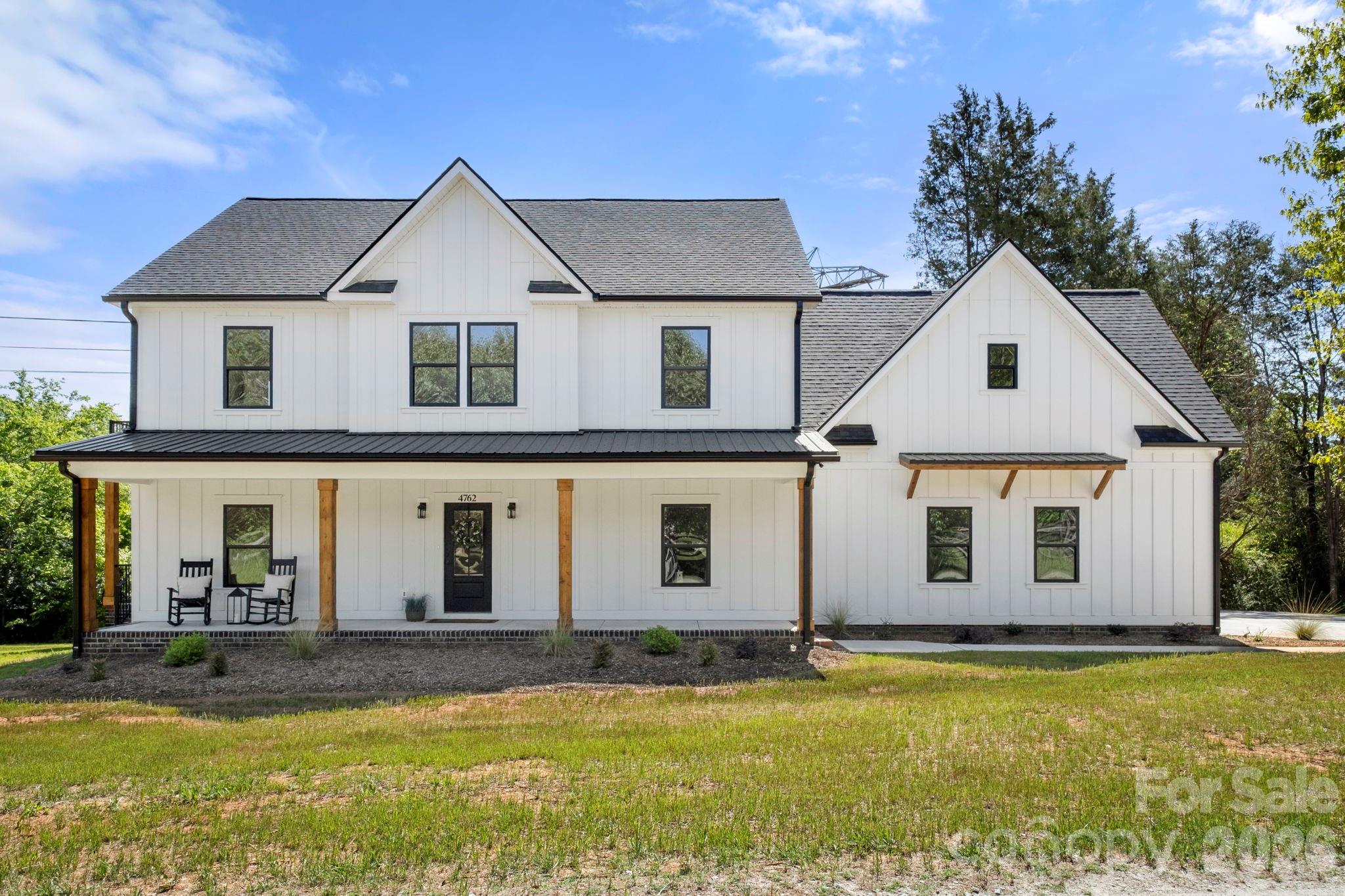 4762 Lazy Lane Property Photo 1