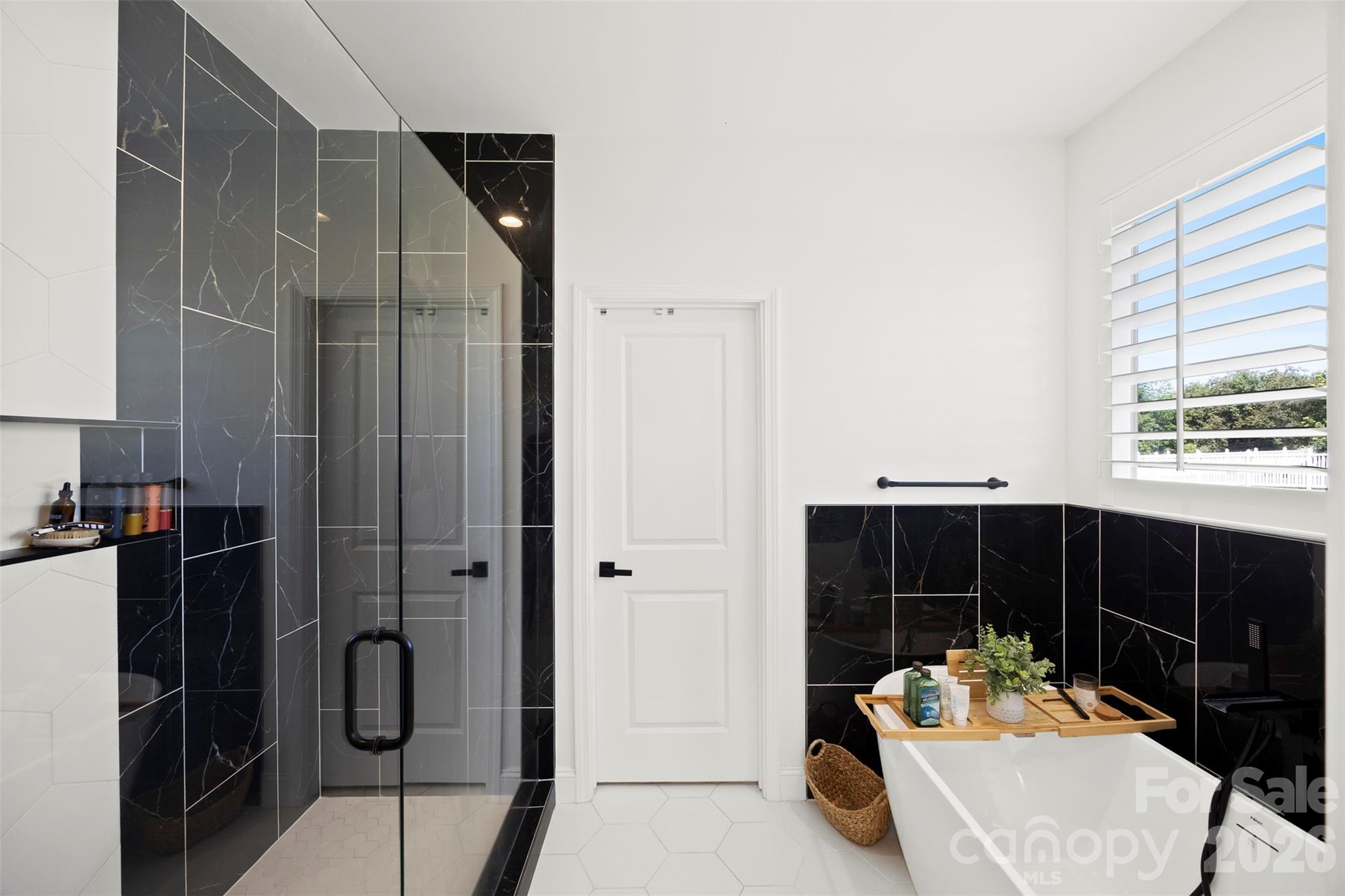 1129 Stony Point Road Property Photo 7