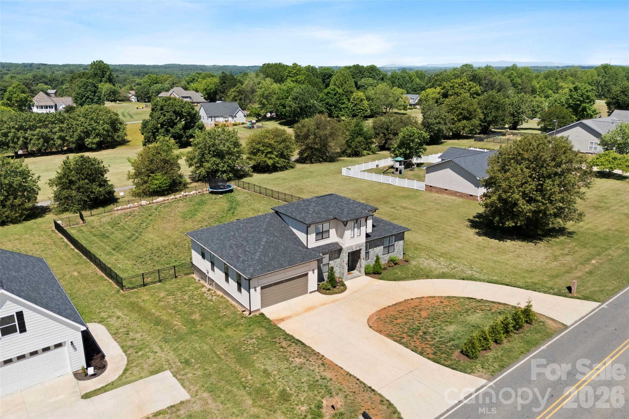 1129 Stony Point Road Property Photo 19