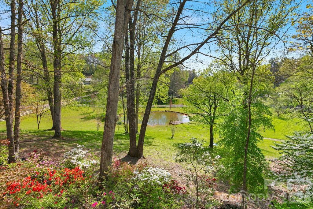 1388 King Road