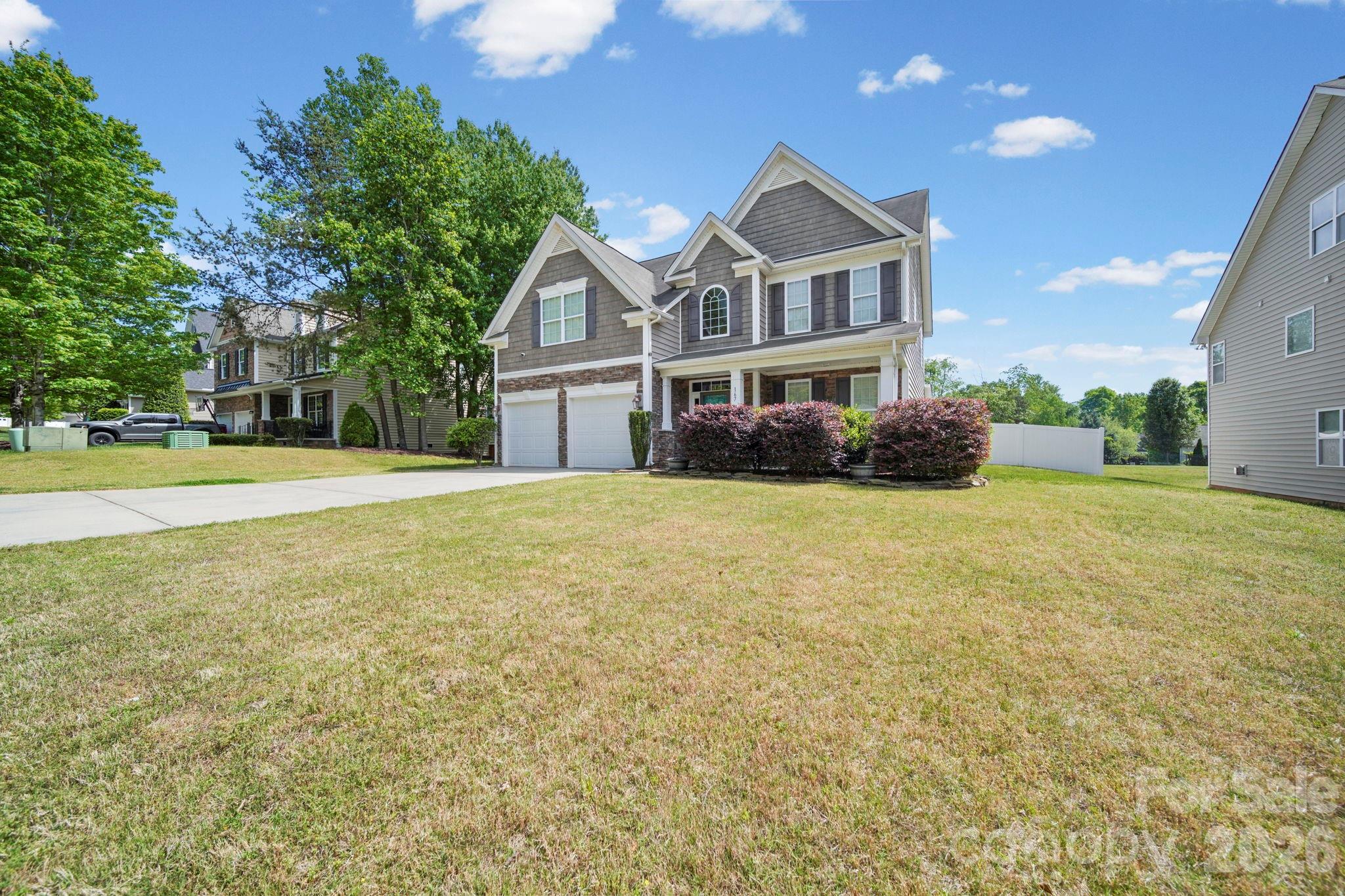 167 Ashlyn Creek Drive Property Photo 2