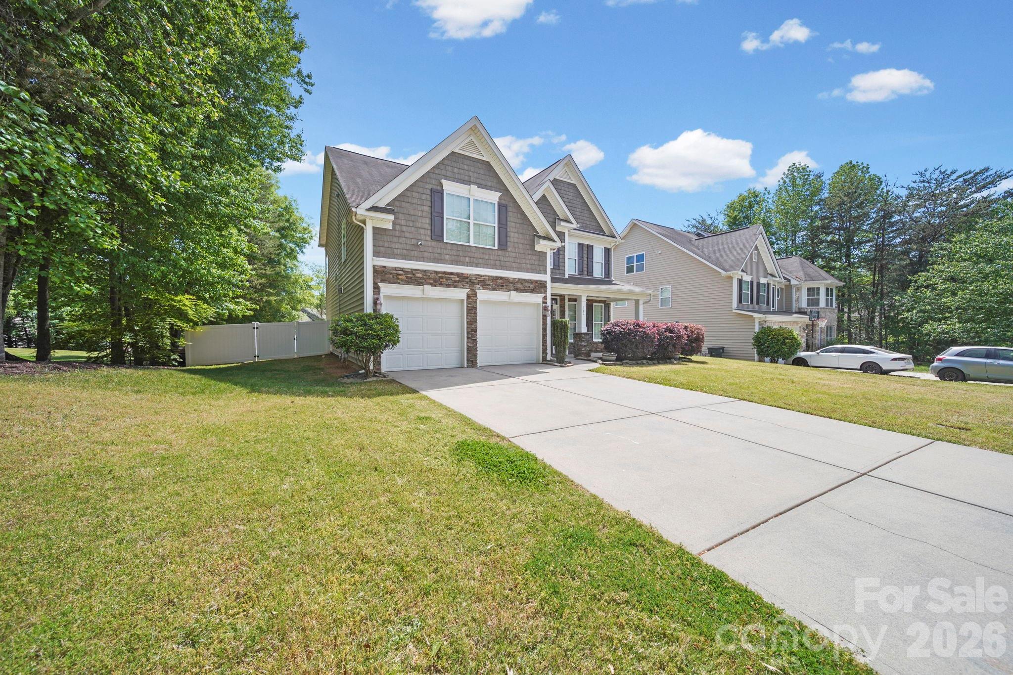 167 Ashlyn Creek Drive Property Photo 3