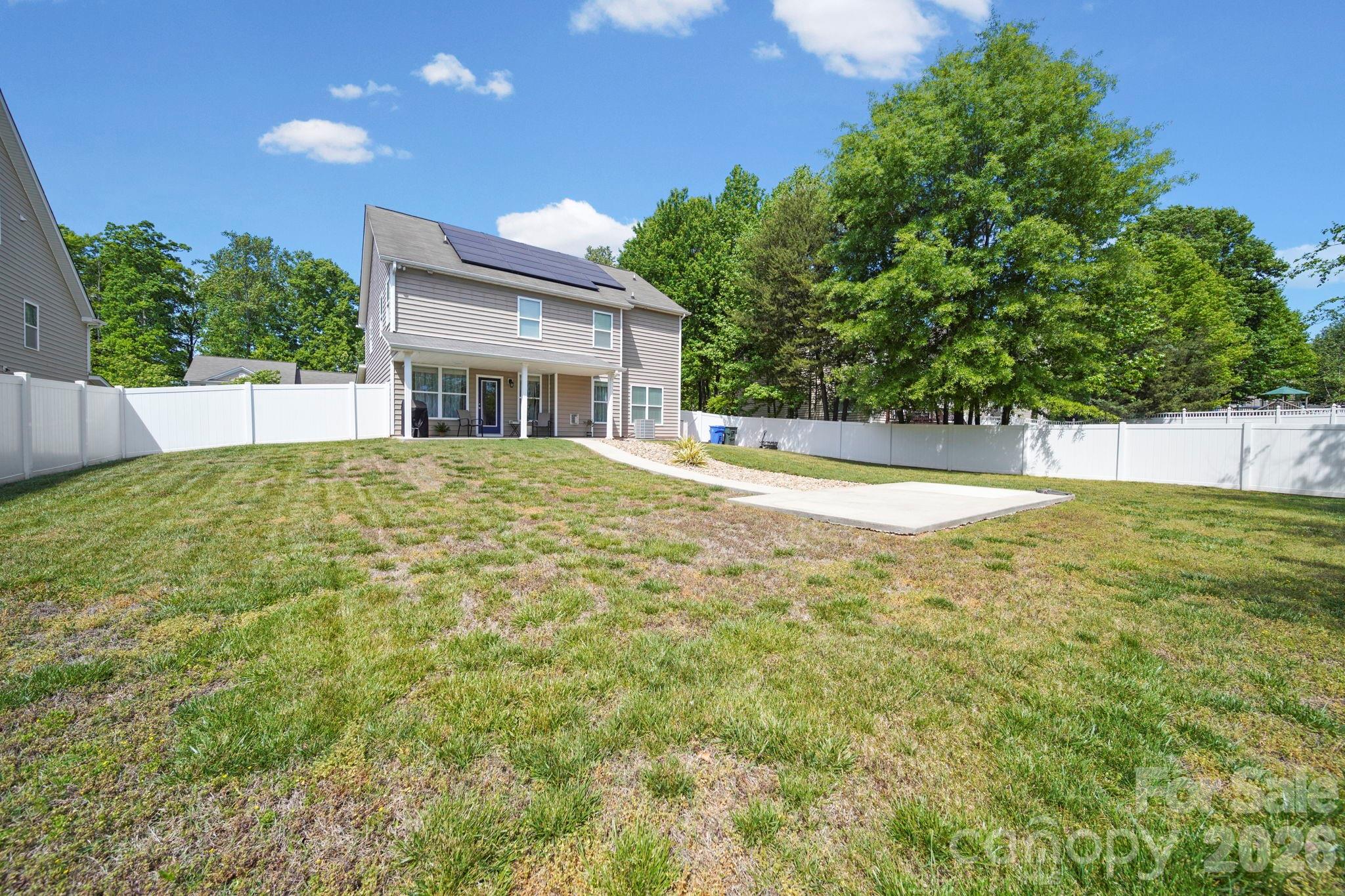 167 Ashlyn Creek Drive Property Photo 6