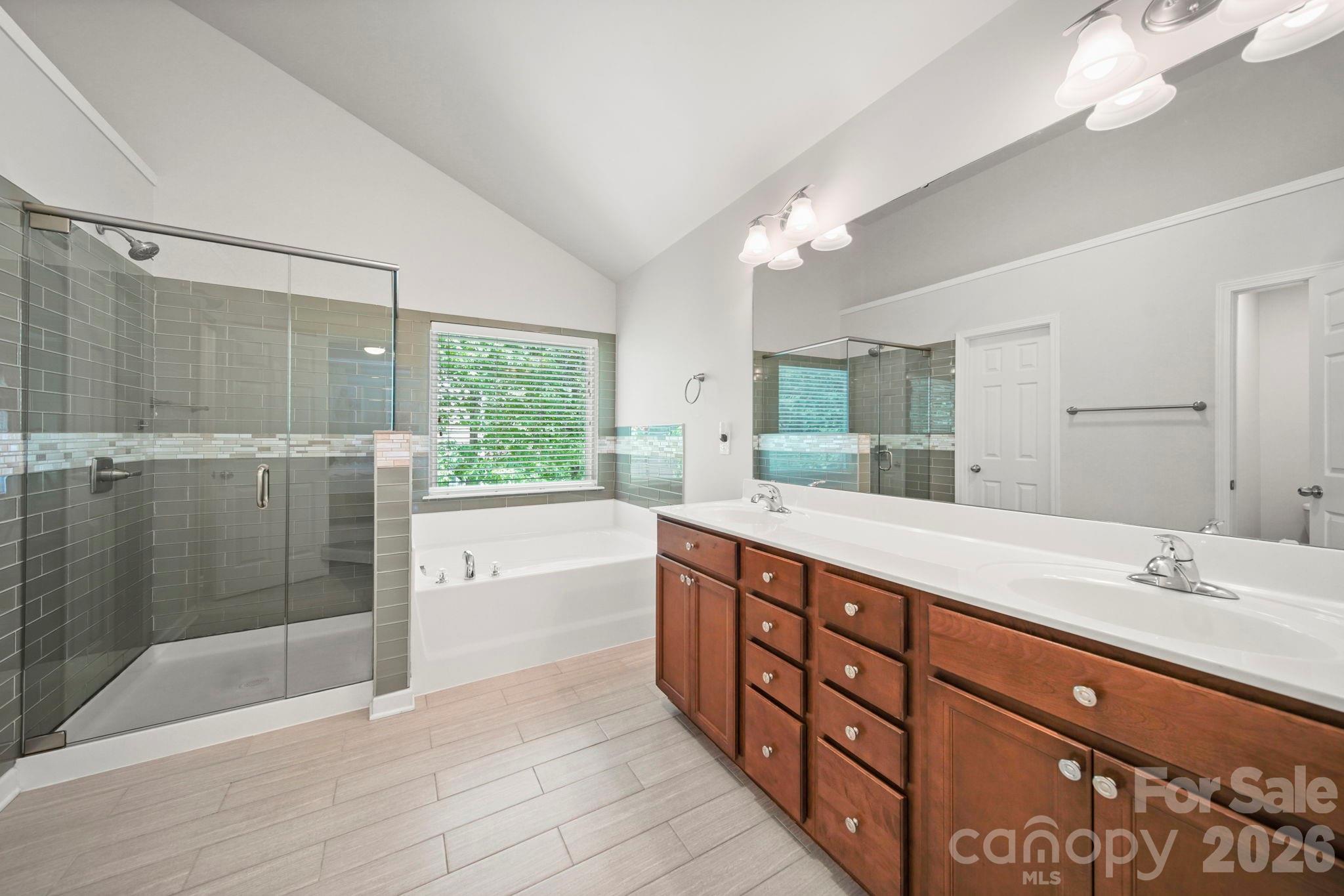 167 Ashlyn Creek Drive Property Photo 29