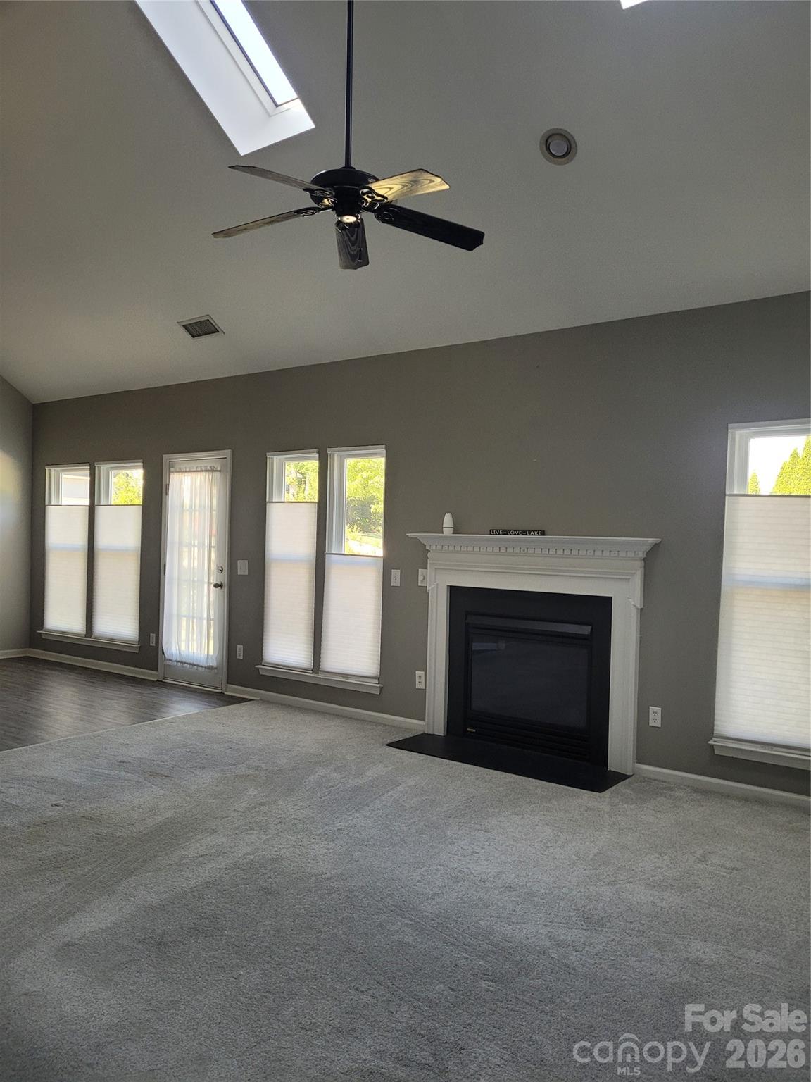 103 Pamlico Lane Property Photo 7