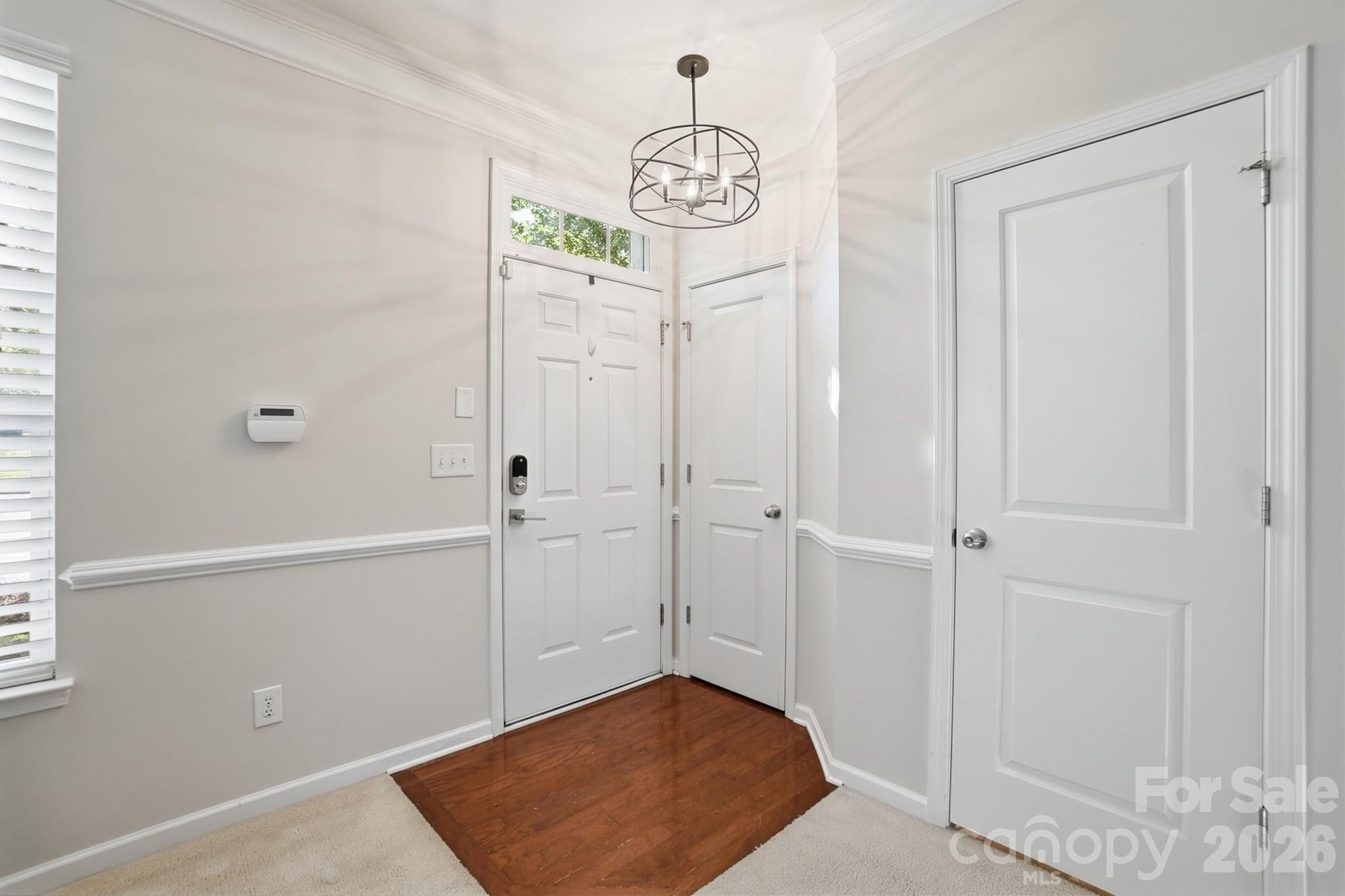 2833 Birkhill Lane Property Photo 3