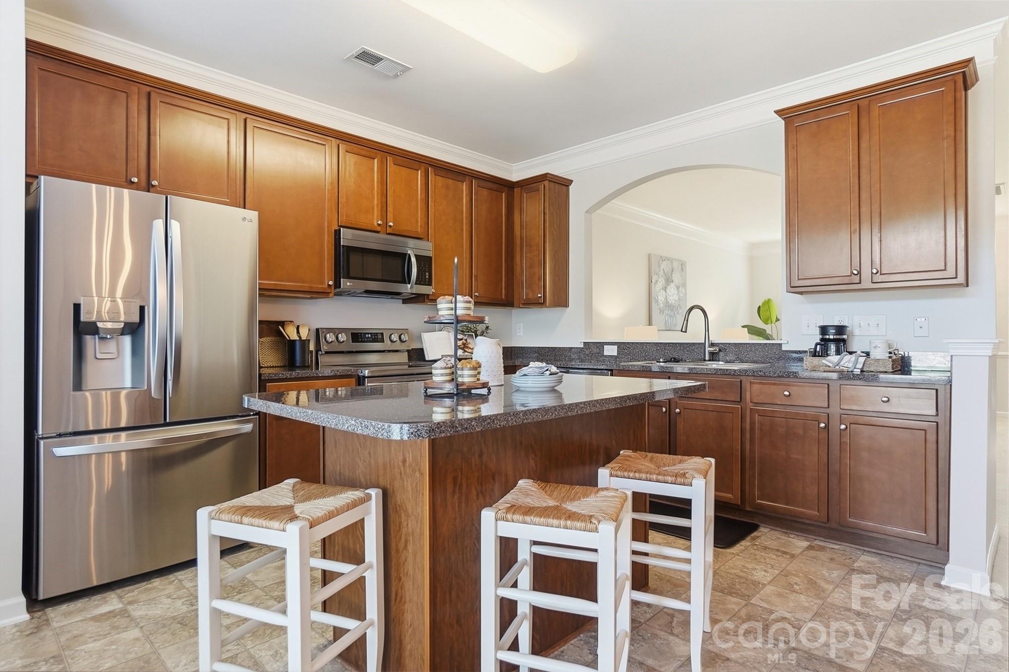 2833 Birkhill Lane Property Photo 11