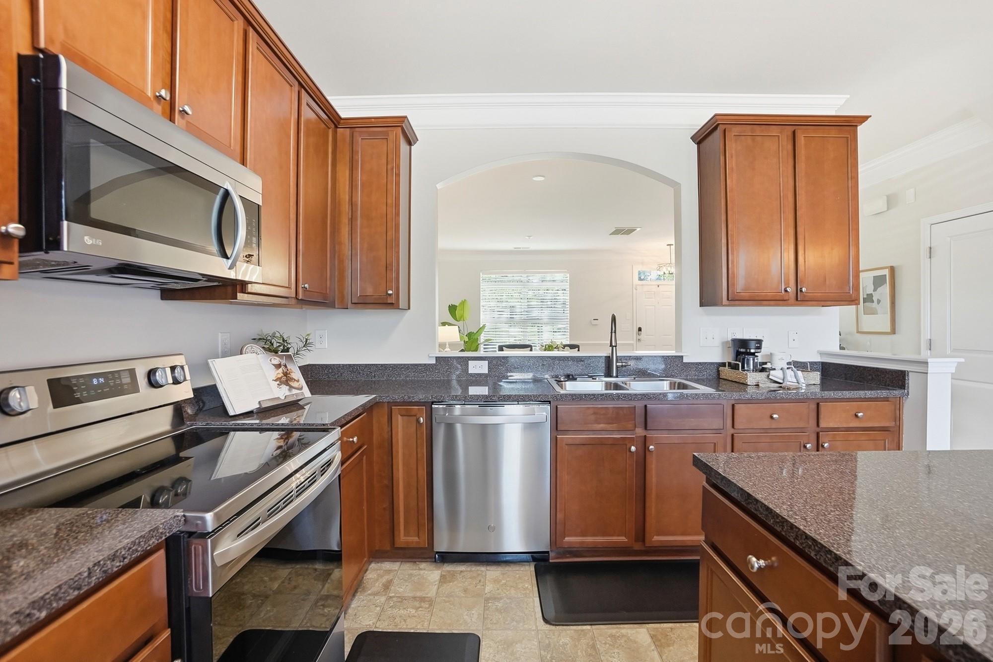 2833 Birkhill Lane Property Photo 12