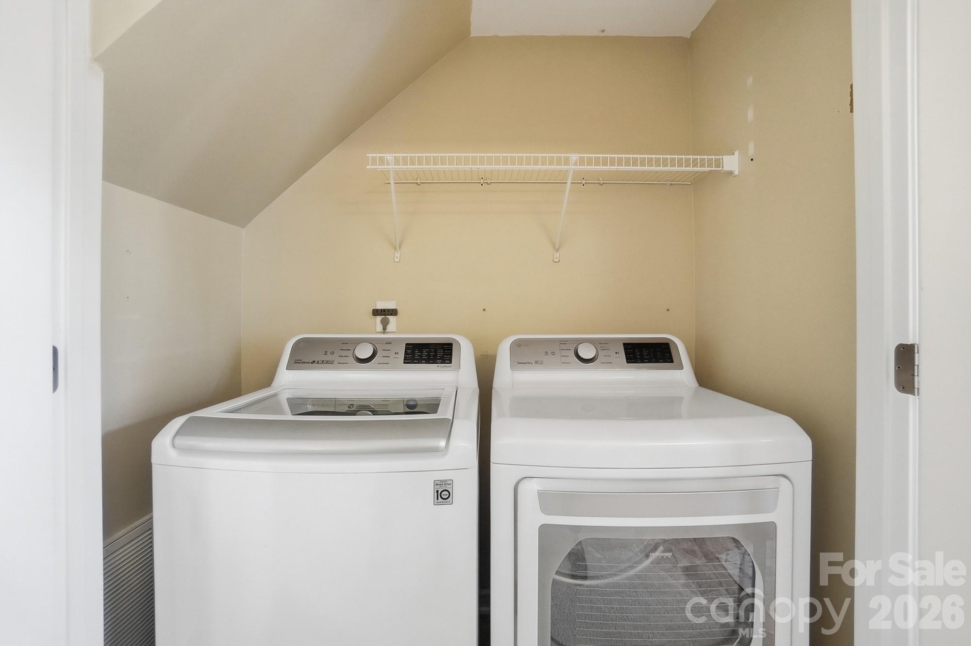 2833 Birkhill Lane Property Photo 30