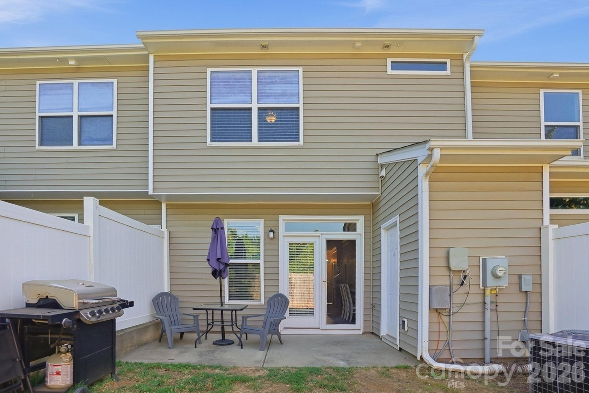 2833 Birkhill Lane Property Photo 31