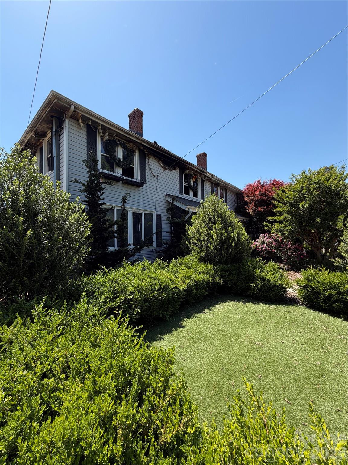 85 Falls Road Property Photo 2