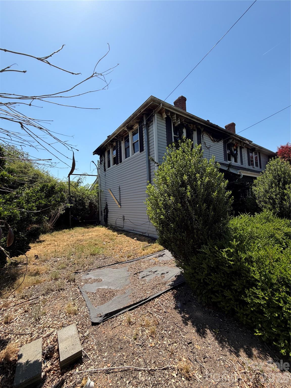 85 Falls Road Property Photo 3