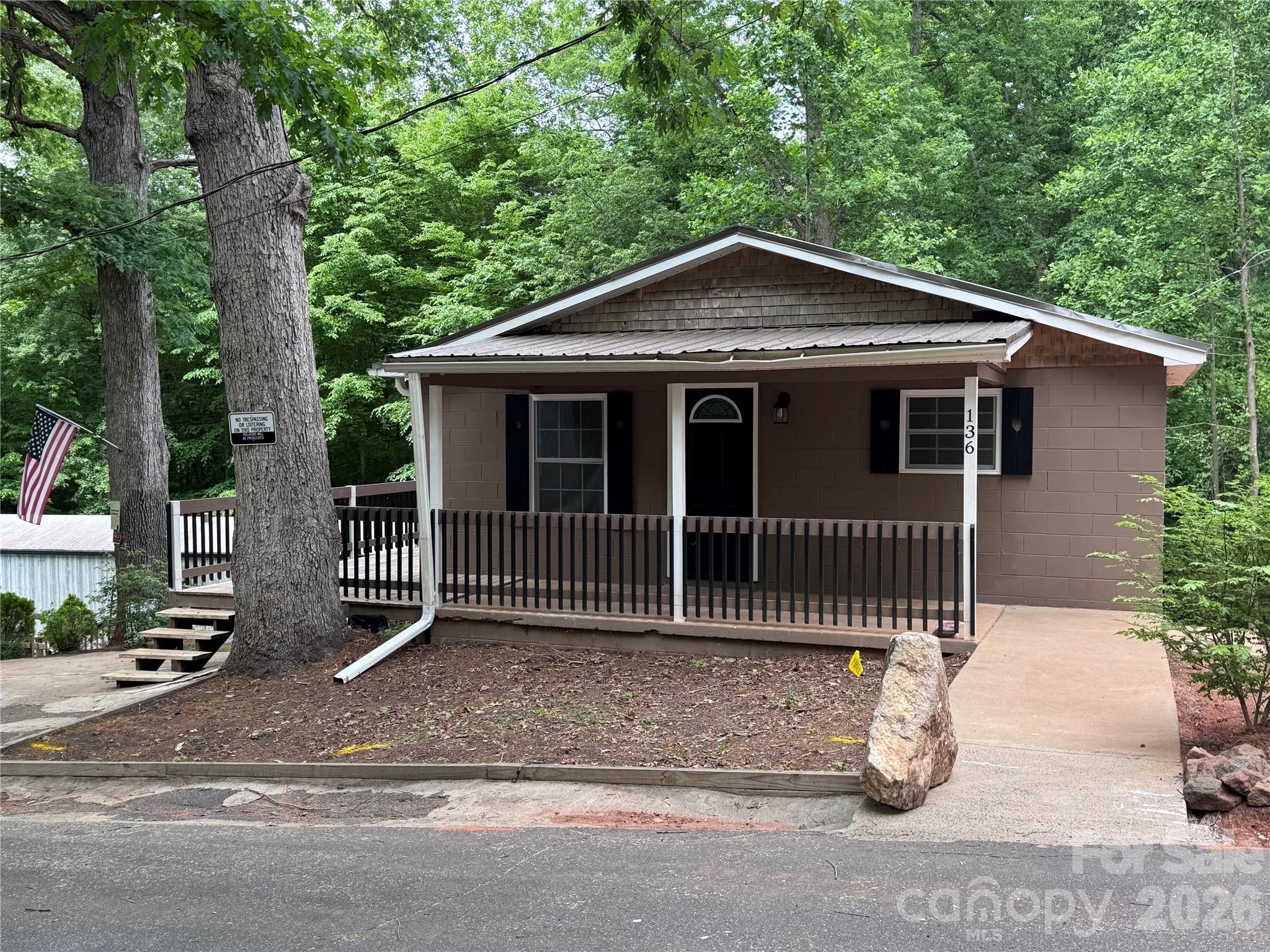 136 St John Zion Road Property Photo 1