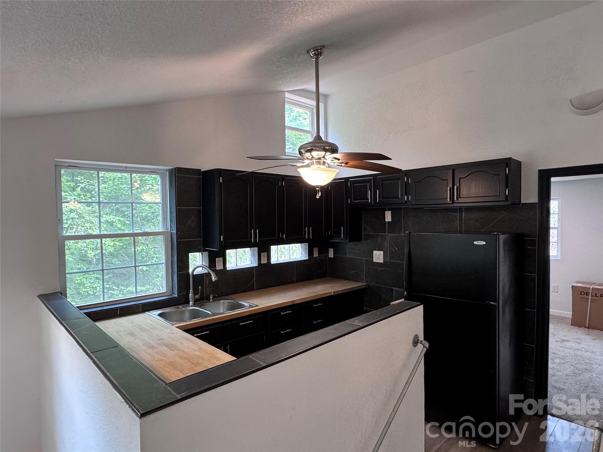 136 St John Zion Road Property Photo 8