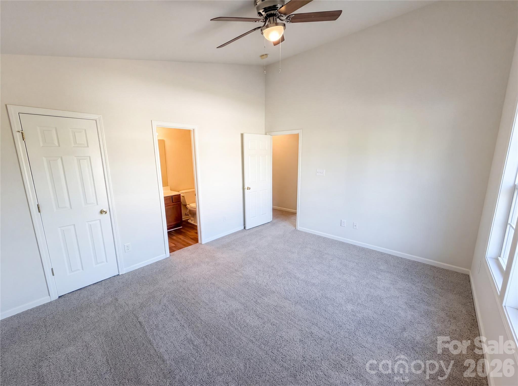 9510 Littleleaf Drive Property Photo 7