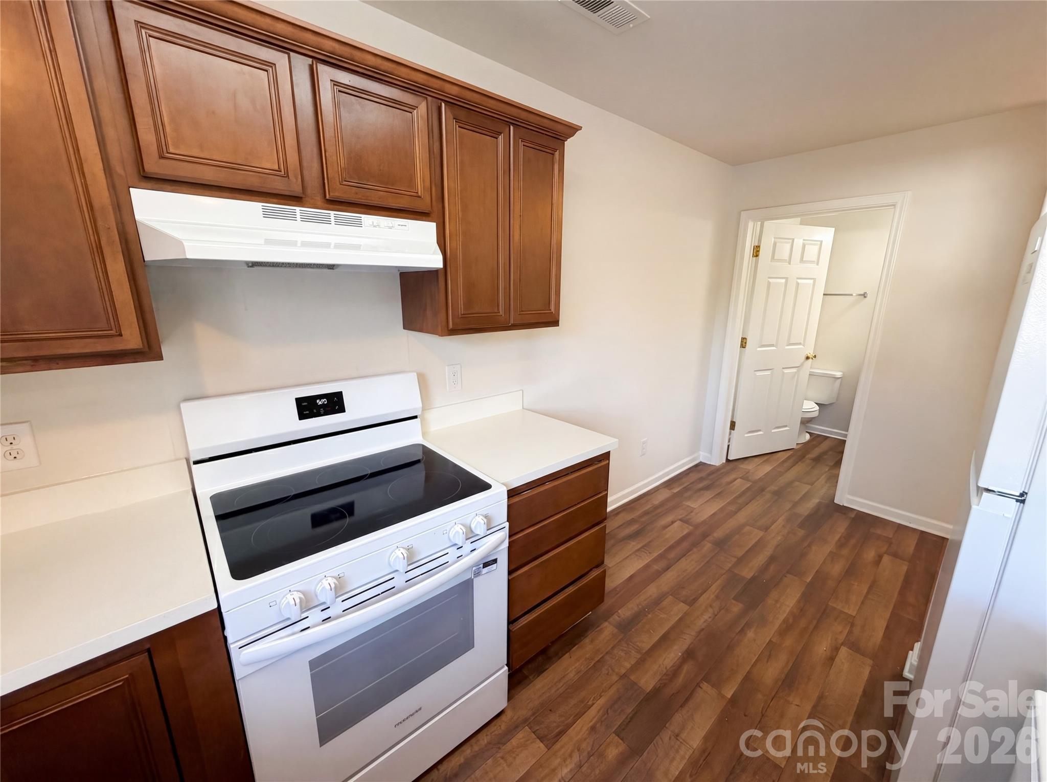 9510 Littleleaf Drive Property Photo 9