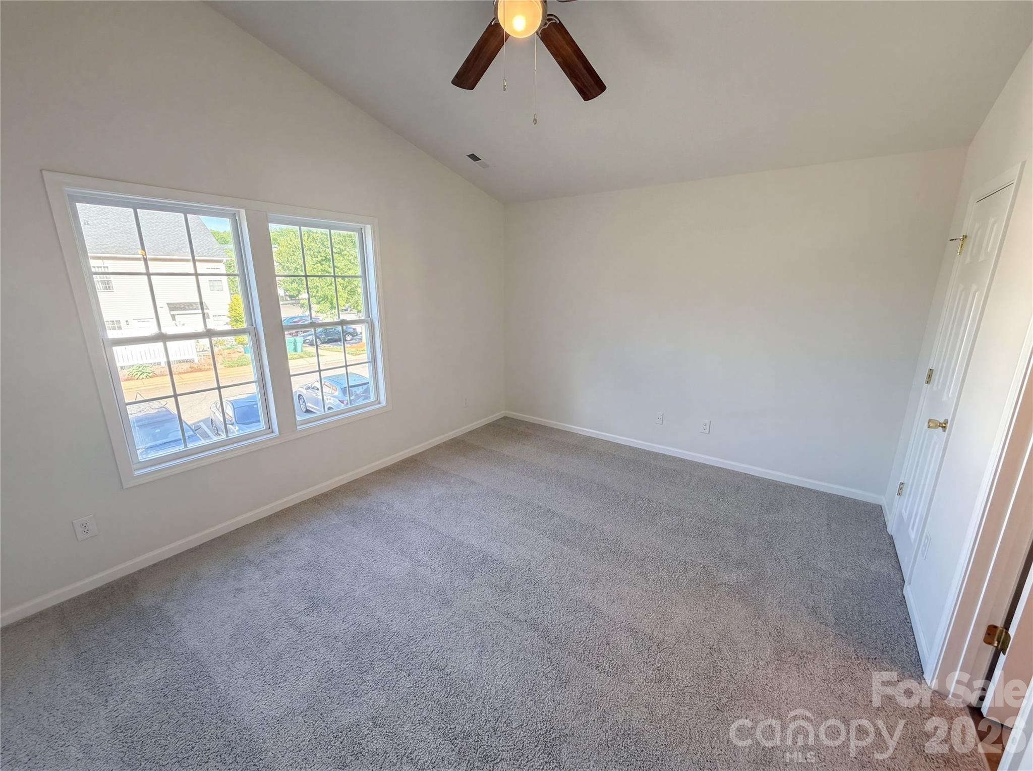 9510 Littleleaf Drive Property Photo 14