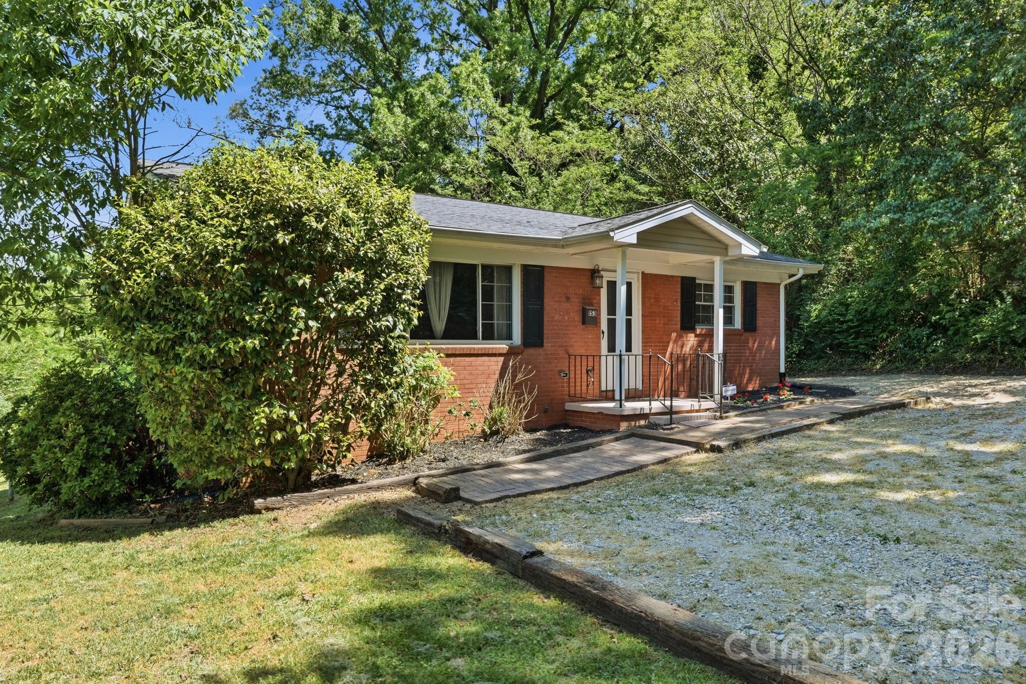 153 American Avenue Property Photo 1