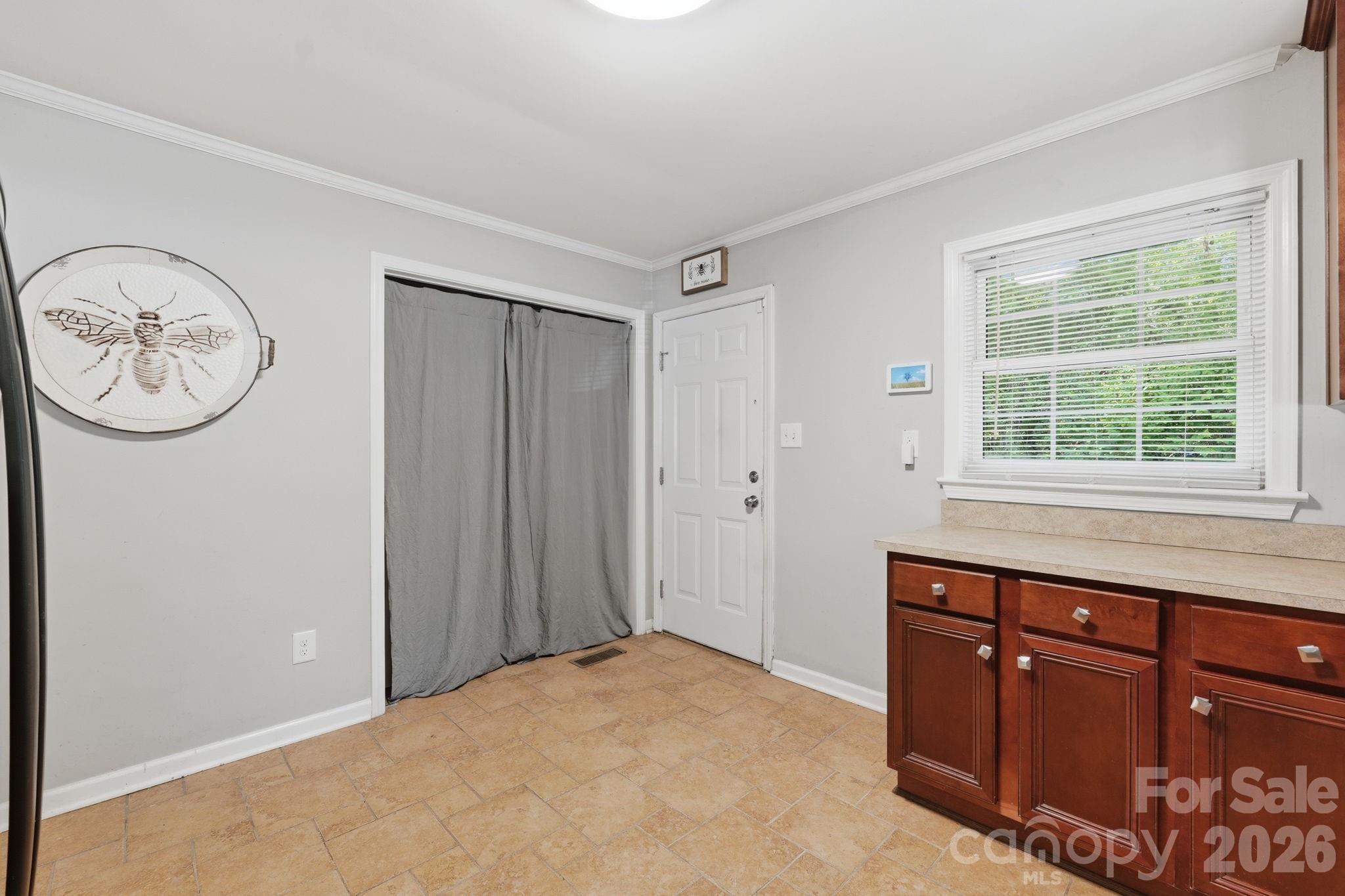 153 American Avenue Property Photo 20