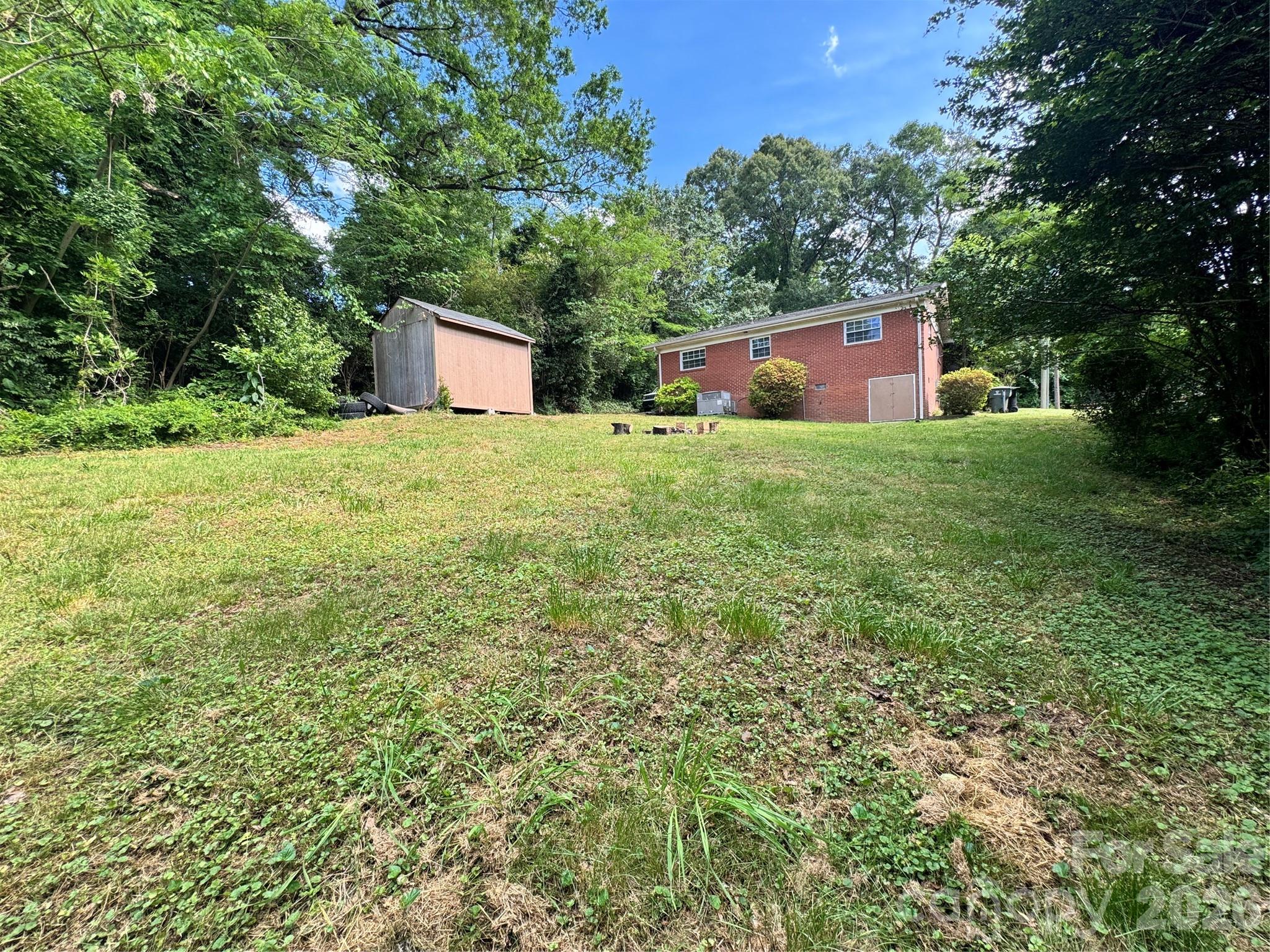 153 American Avenue Property Photo 33
