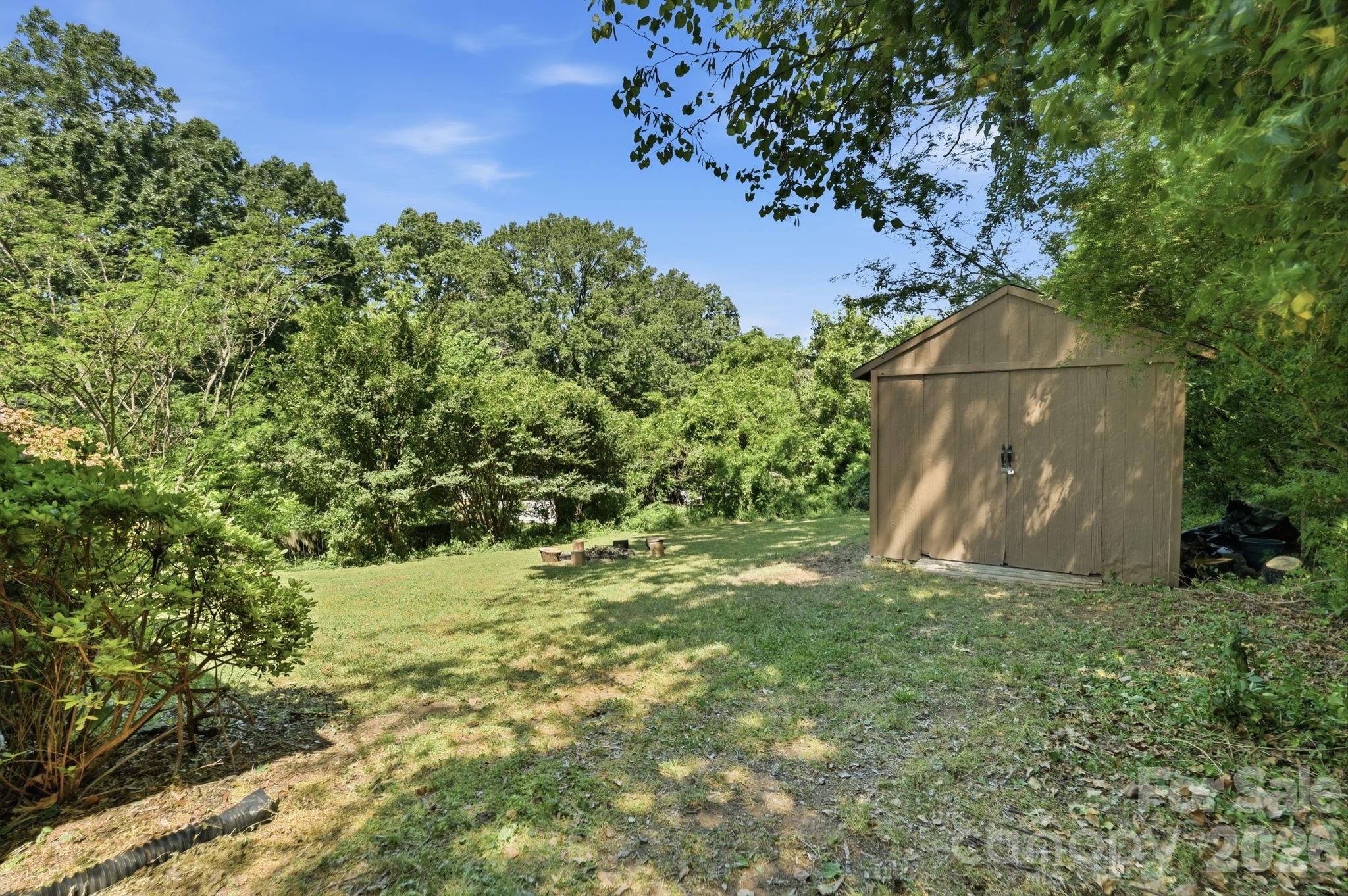 153 American Avenue Property Photo 37