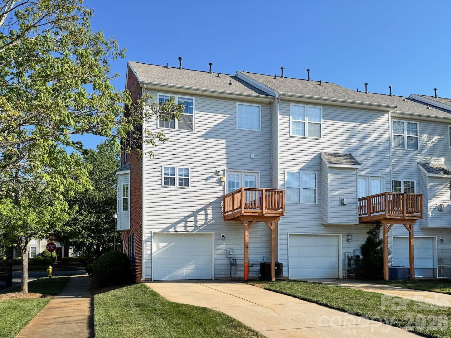 6748 Mountain Majesty Way Property Photo 3
