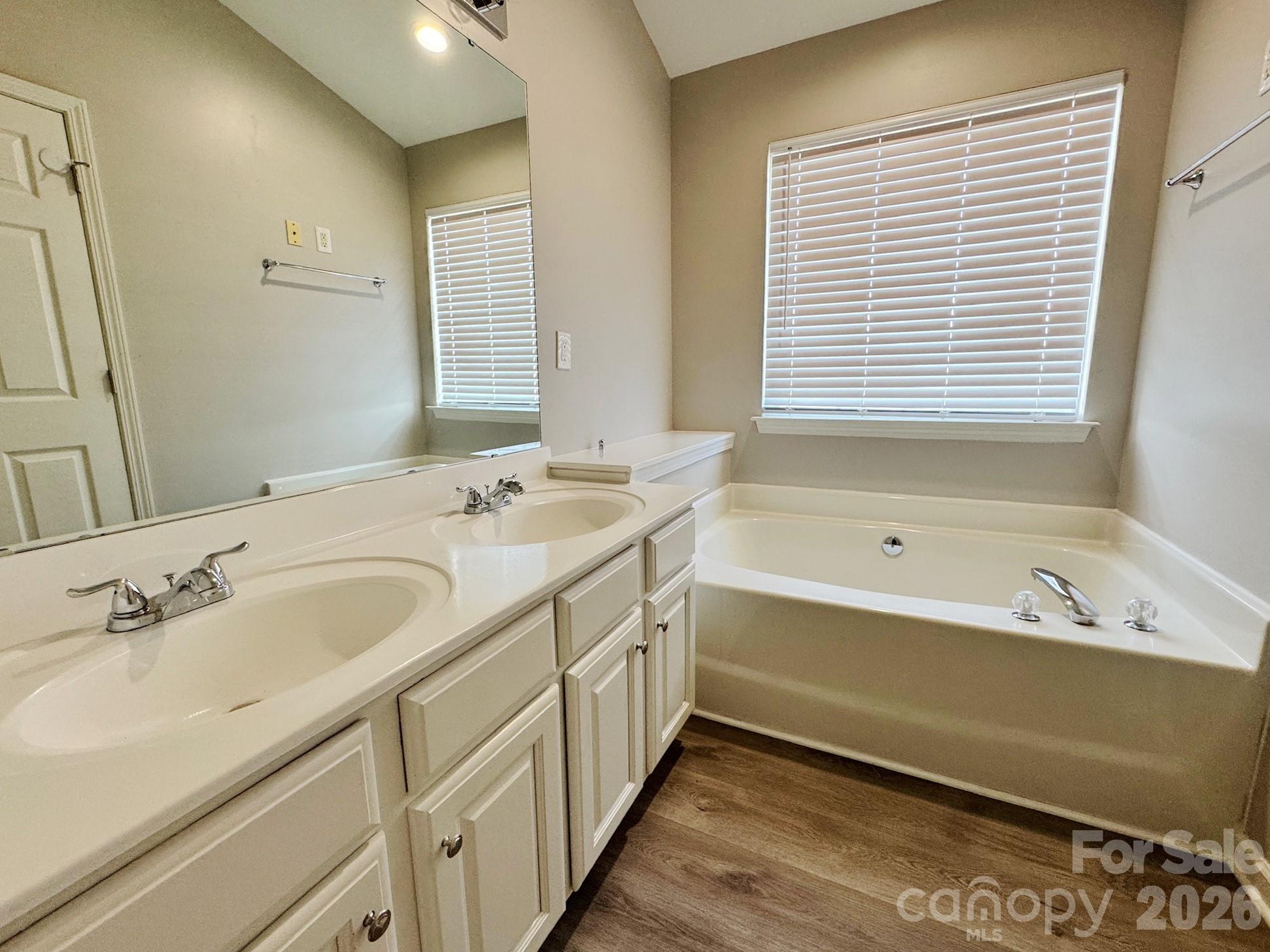6748 Mountain Majesty Way Property Photo 25