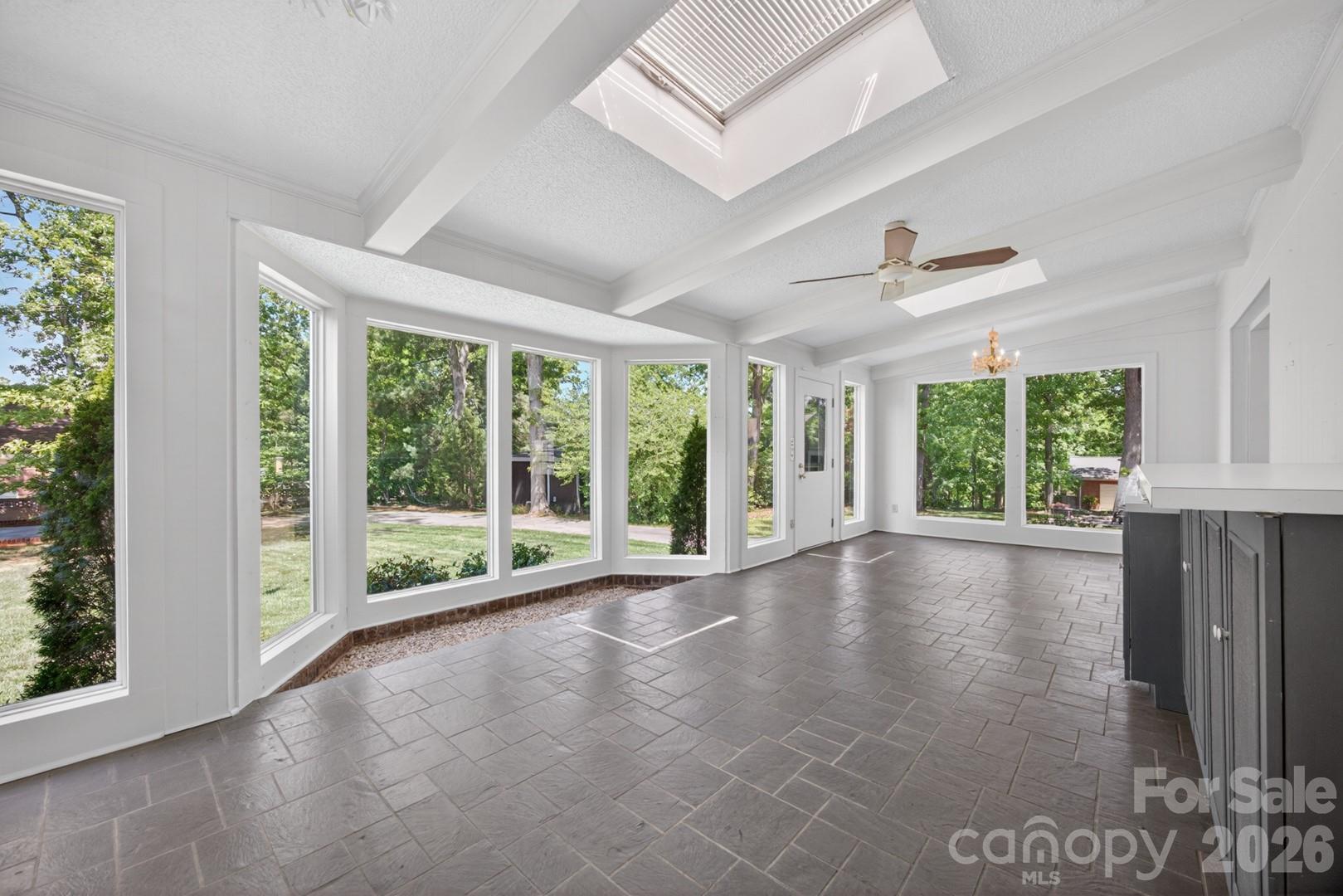 236 Richmond Road Property Photo 5