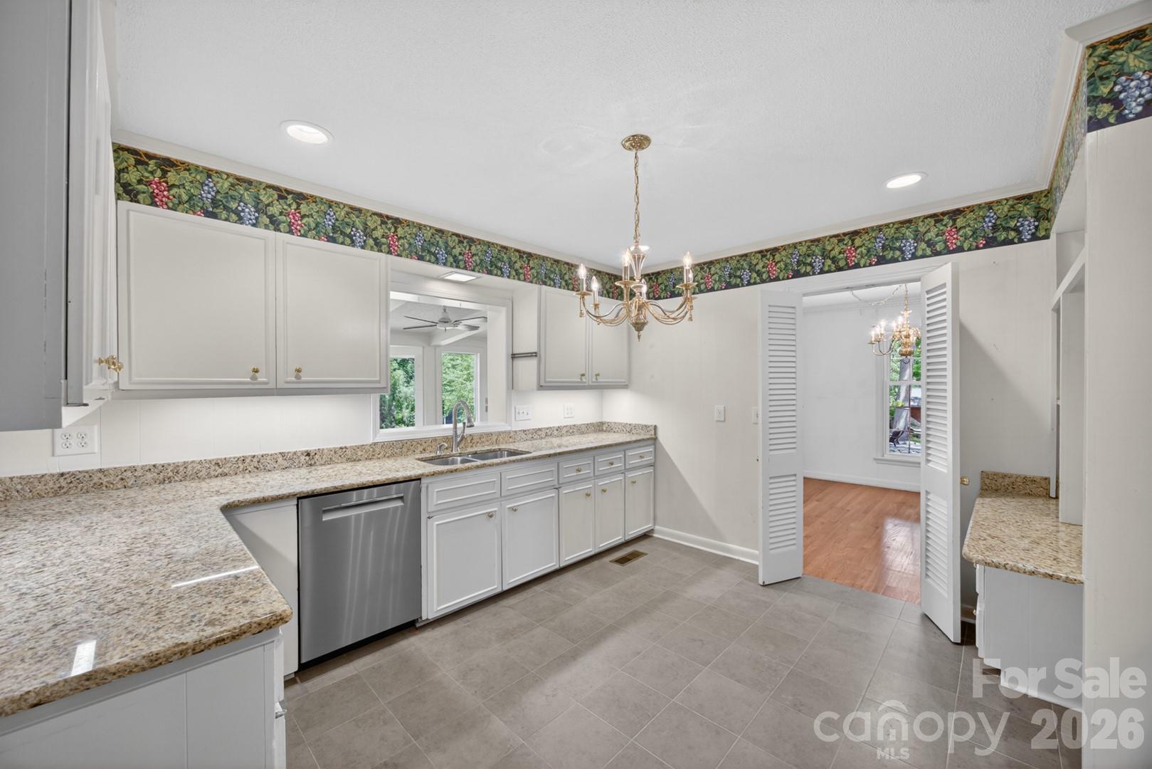 236 Richmond Road Property Photo 6