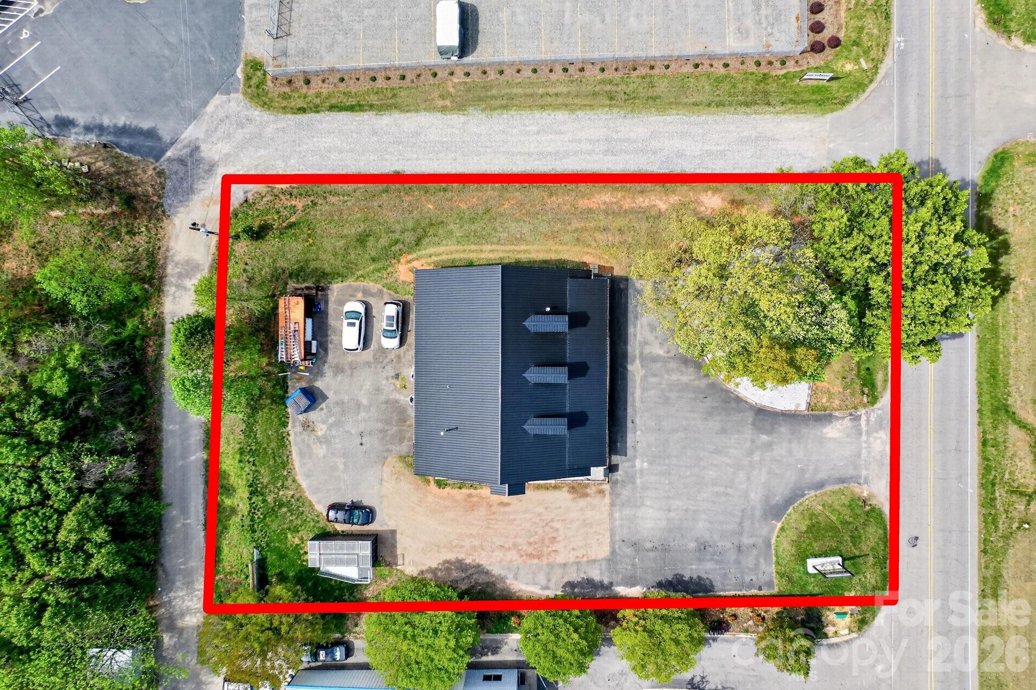 3440 E Broad Street Property Photo 42