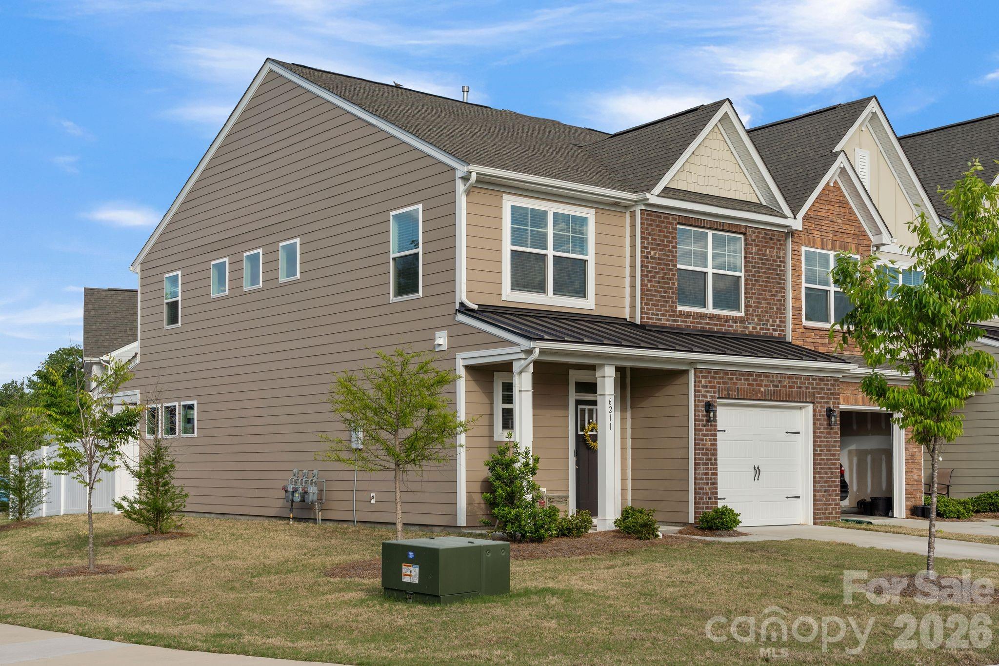 6211 Nandina Drive Property Photo 2