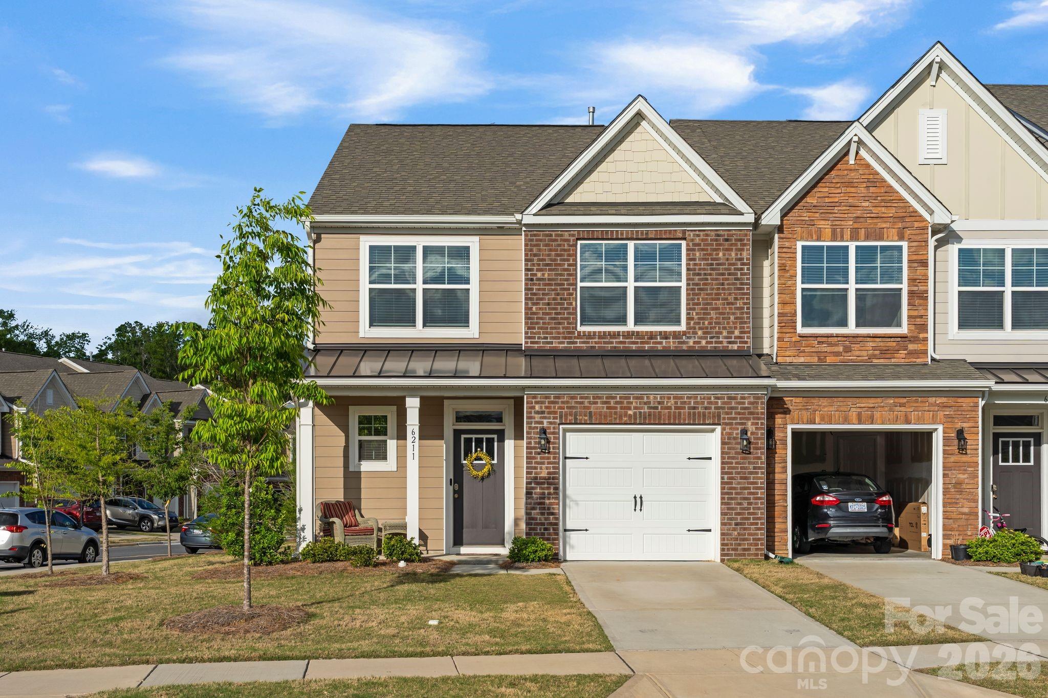 6211 Nandina Drive Property Photo 4