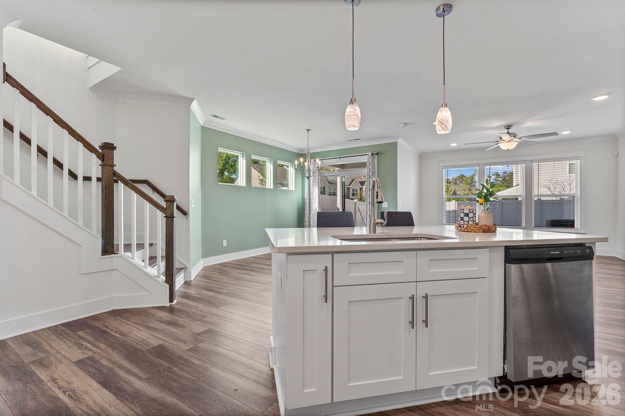 6211 Nandina Drive Property Photo 8