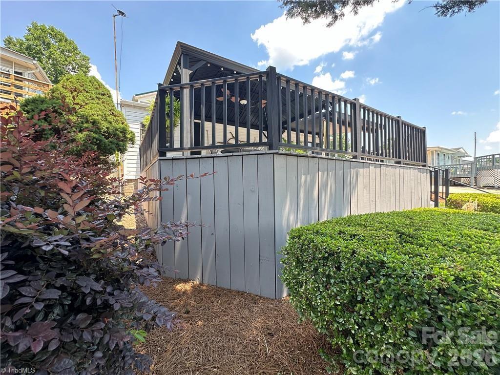 120 Elm Street Property Photo 31