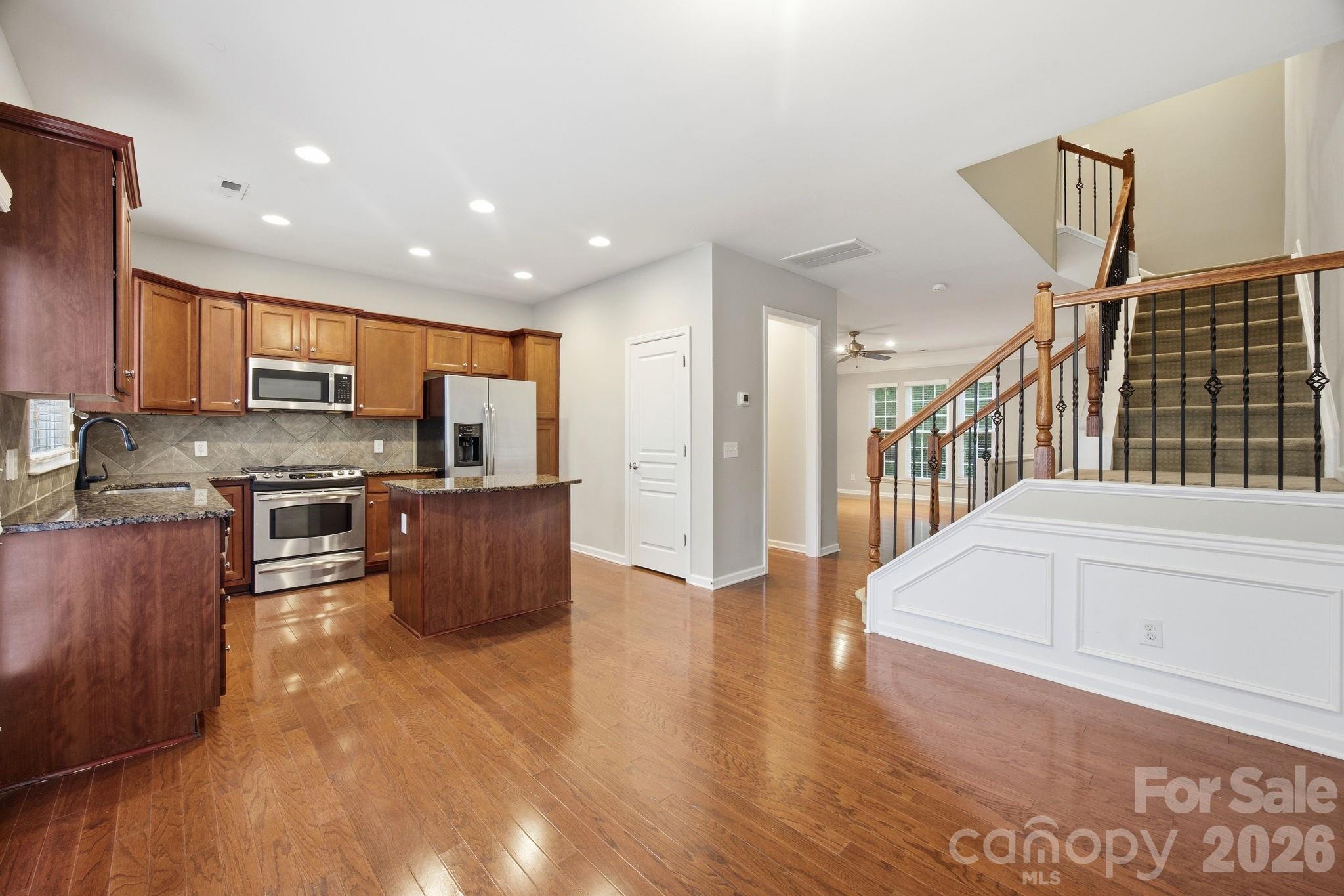 645 Sixth Baxter Crossing Property Photo 2