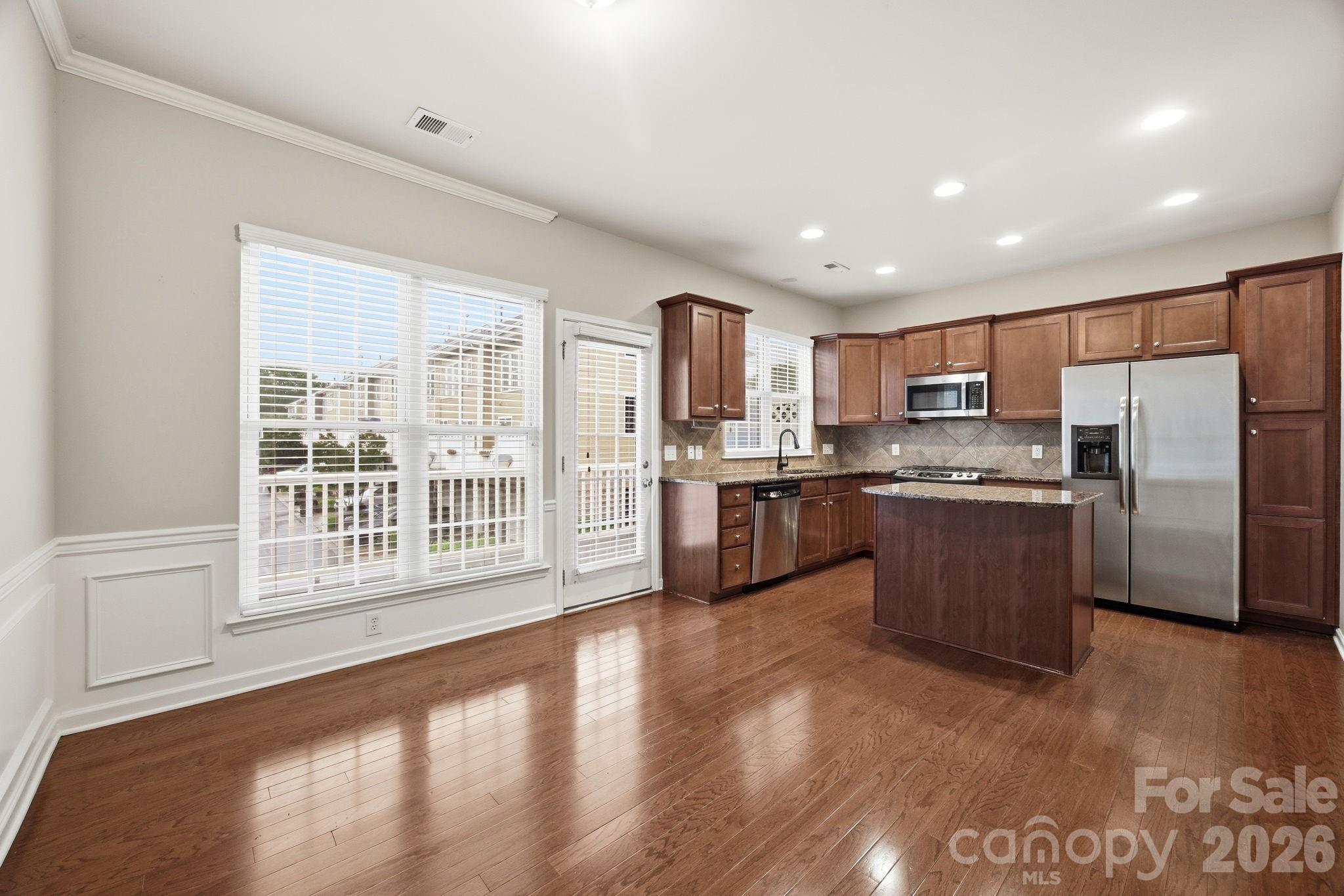 645 Sixth Baxter Crossing Property Photo 6
