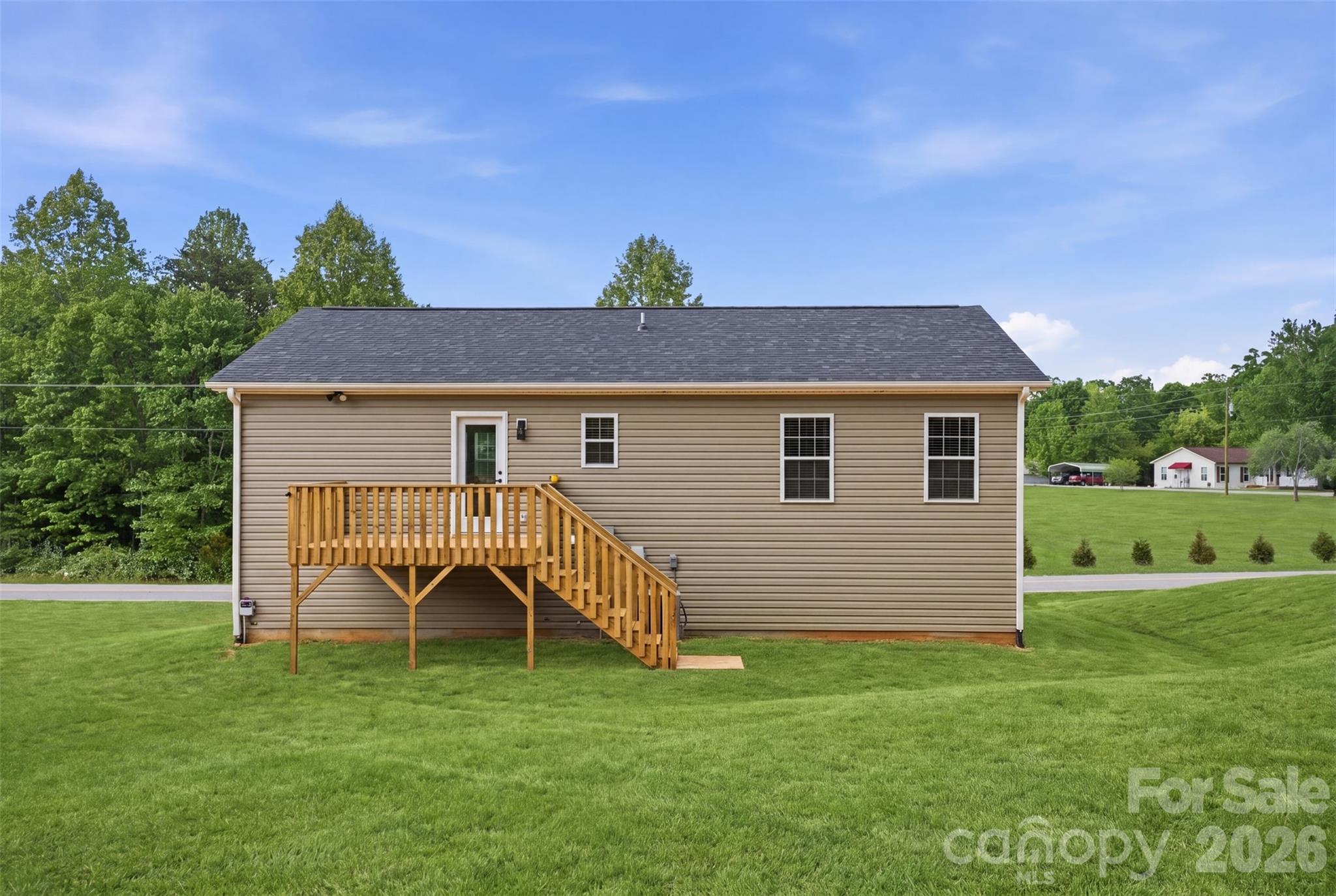 5961 Charlie Little Road Property Photo 4