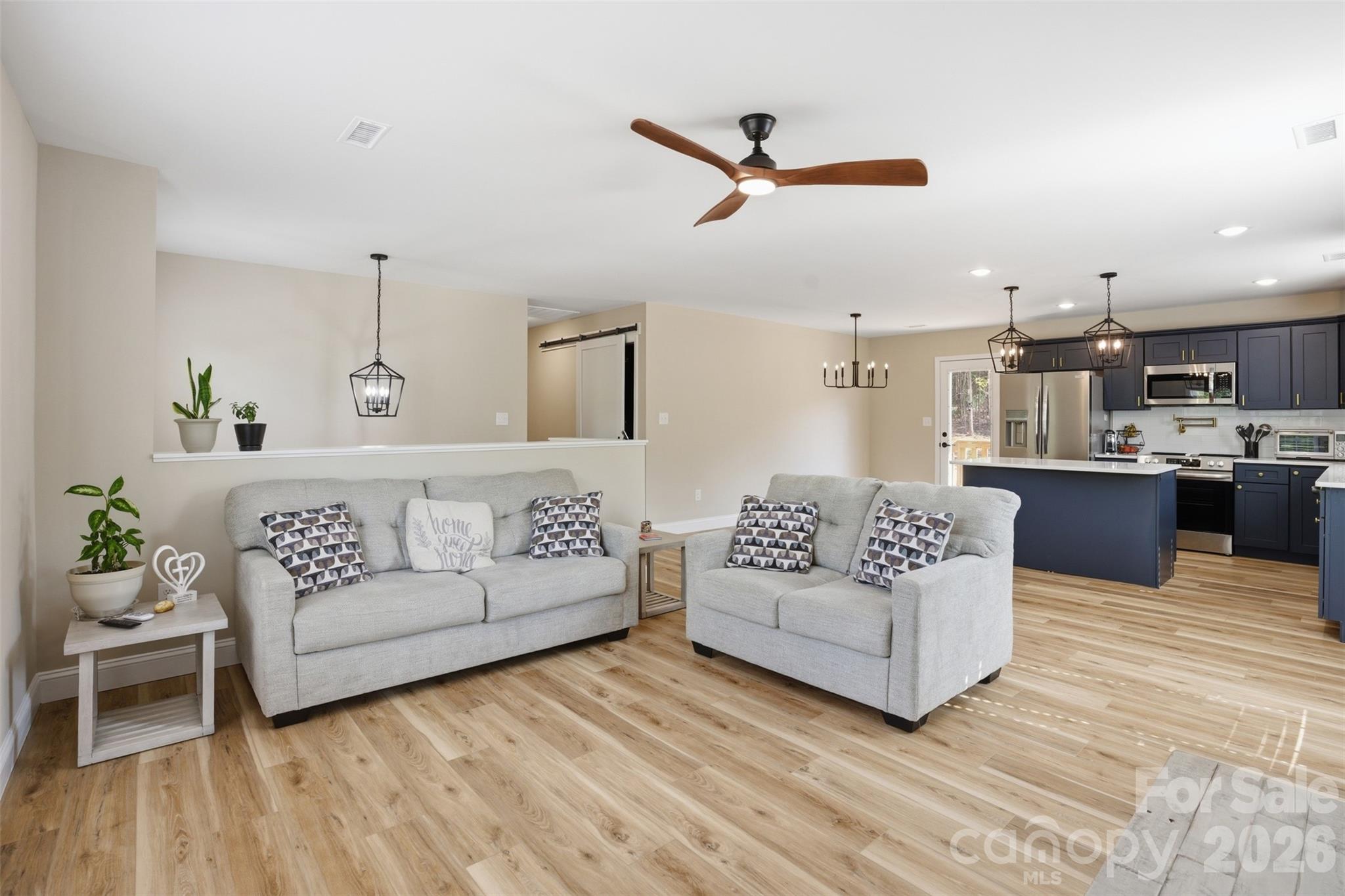 5961 Charlie Little Road Property Photo 6