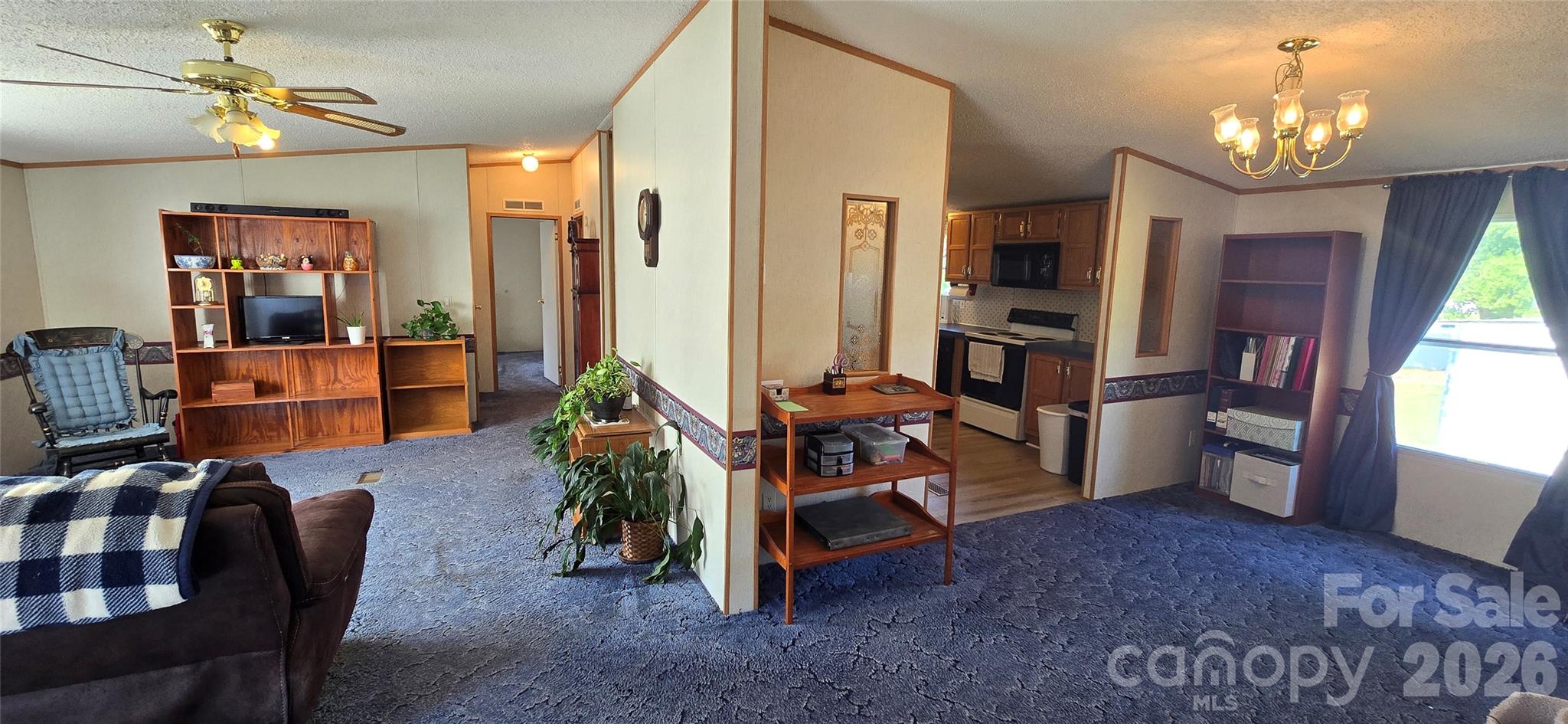 3700 Marlboro Drive Property Photo 5